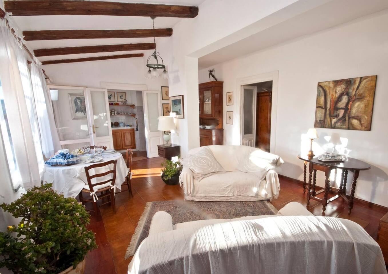 Apartment with Terrace photo 1