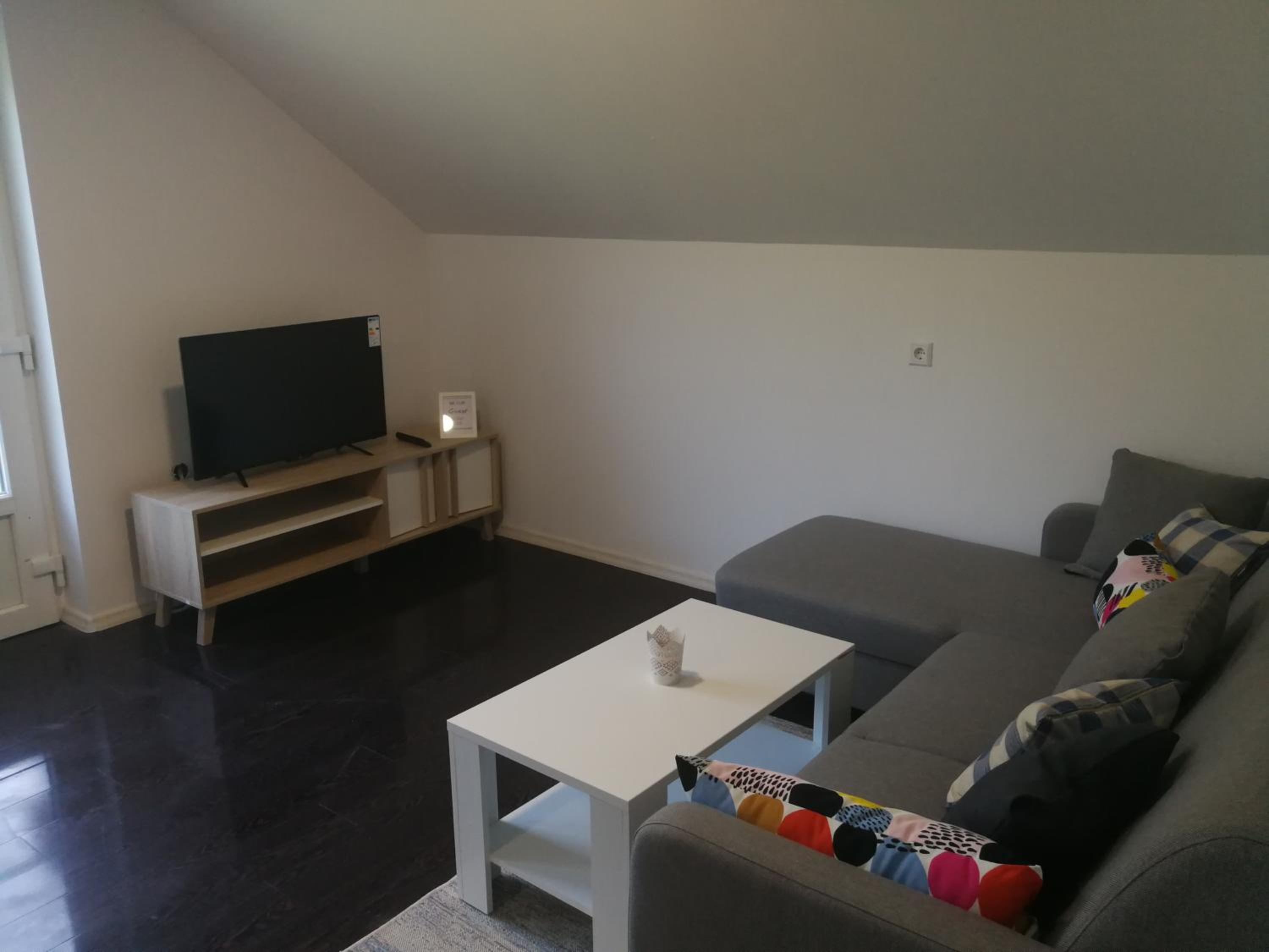 Three-Bedroom Apartment - Photo 34