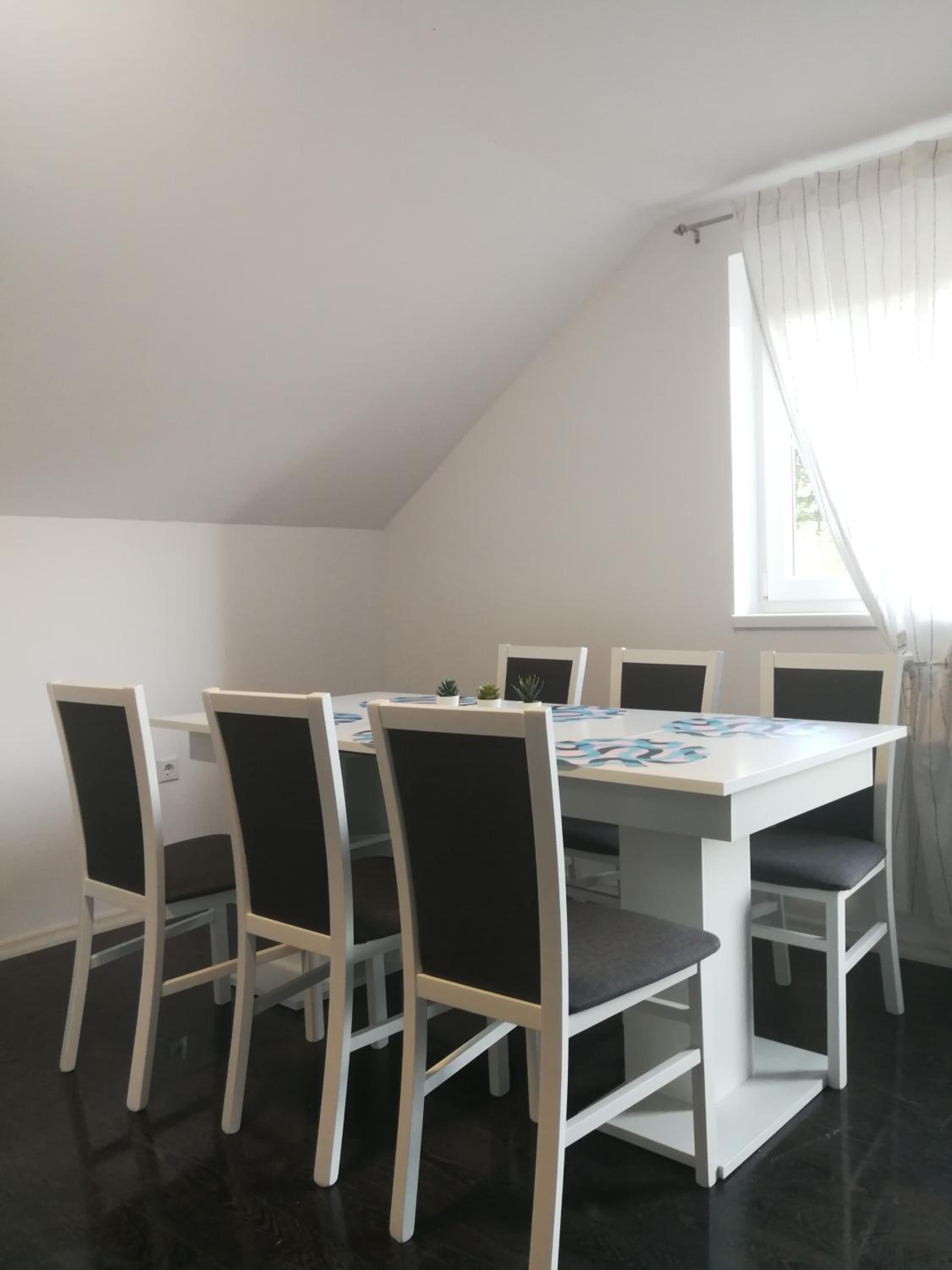 Three-Bedroom Apartment - Photo 29