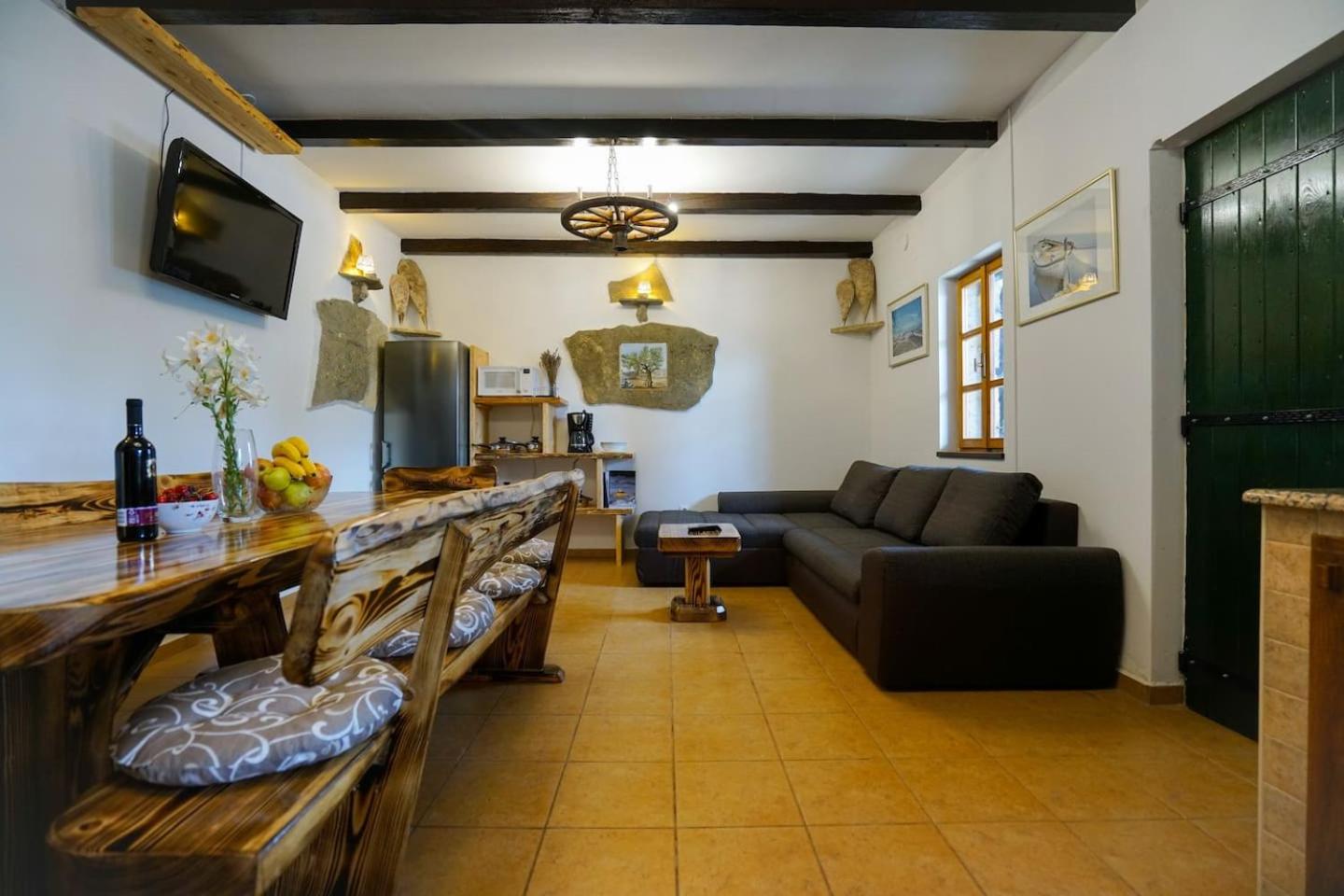 Three-Bedroom Villa photo 1