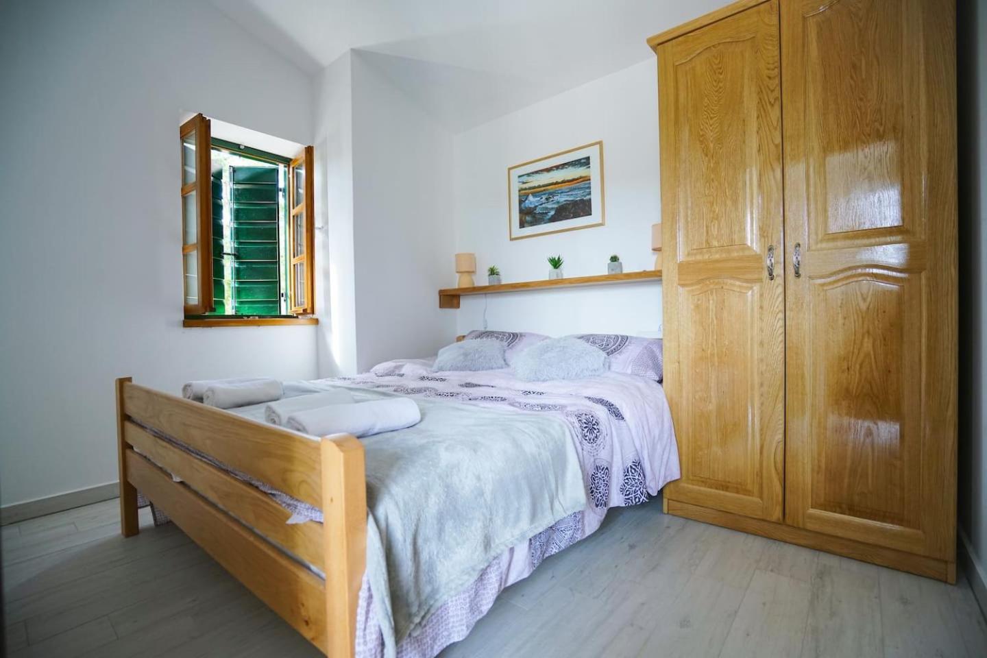 Three-Bedroom Villa photo 2