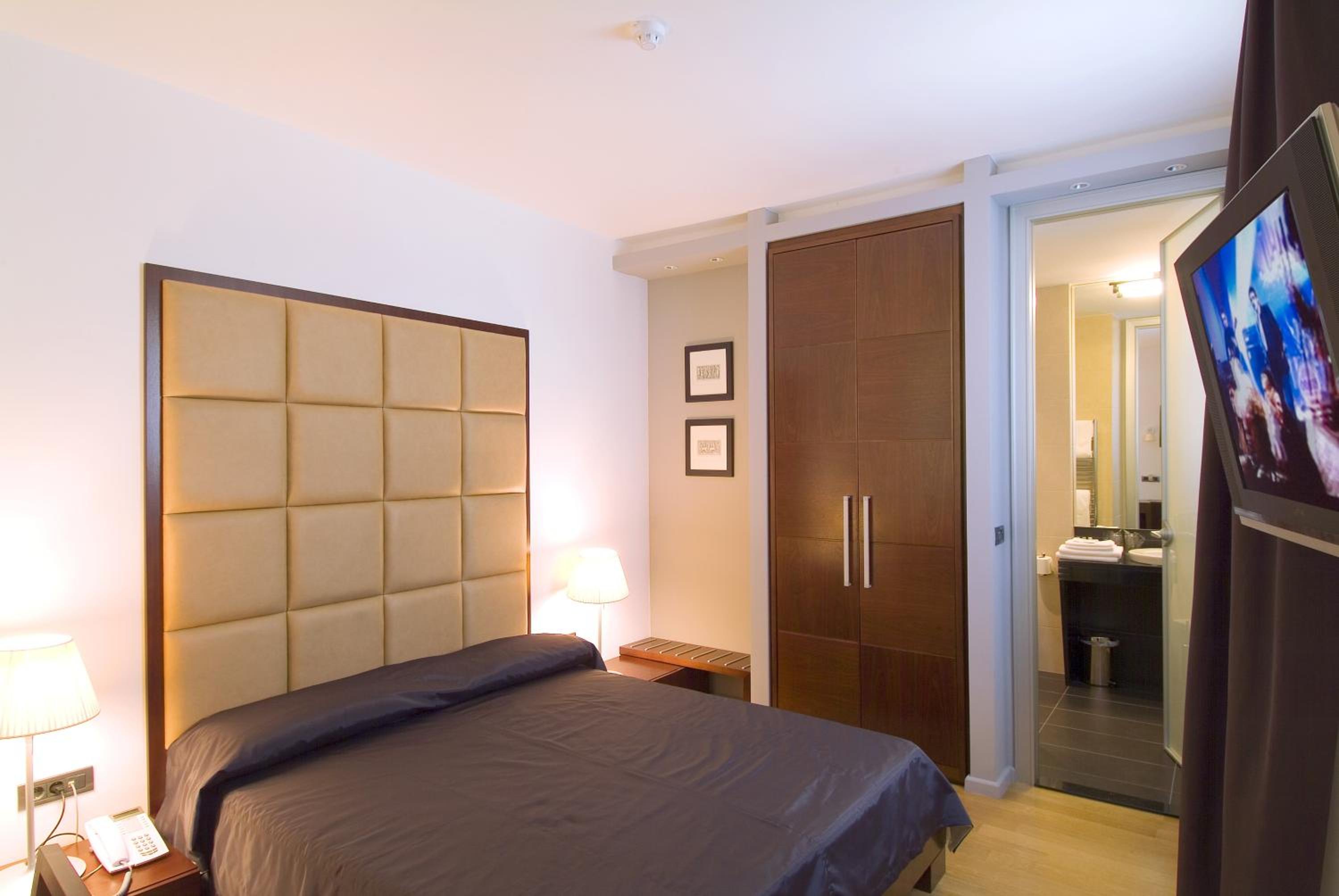 Superior Double Room - Main Building photo 1