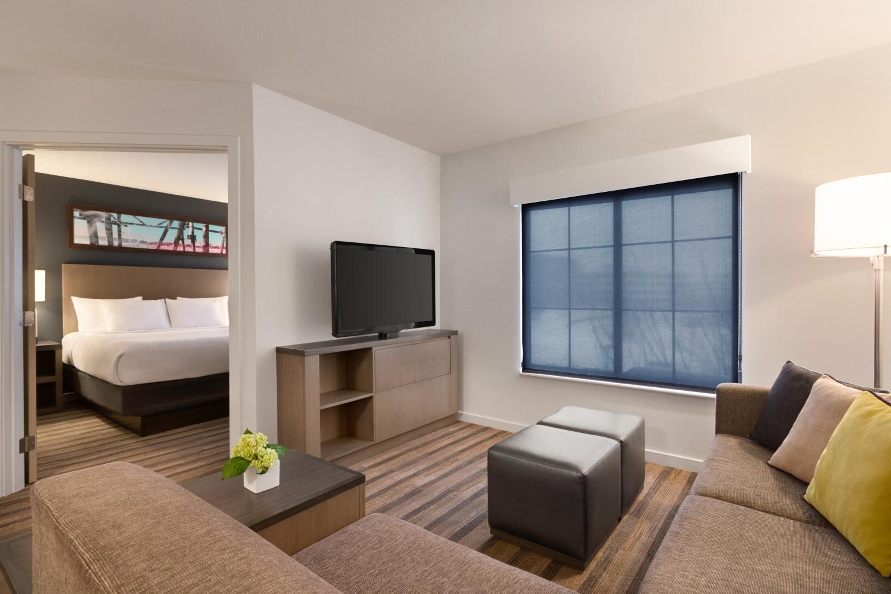 One-Bedroom King Suite - Photo 3