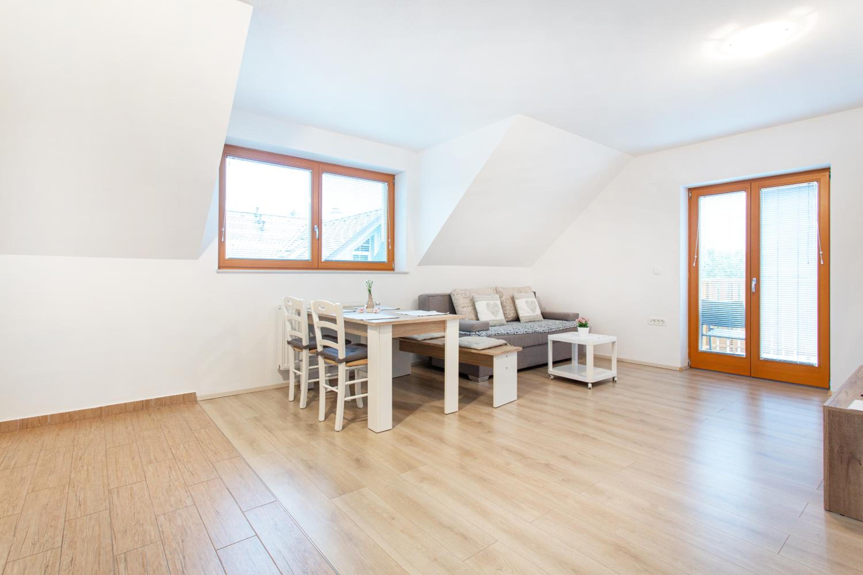 One-Bedroom Apartment with Balcony