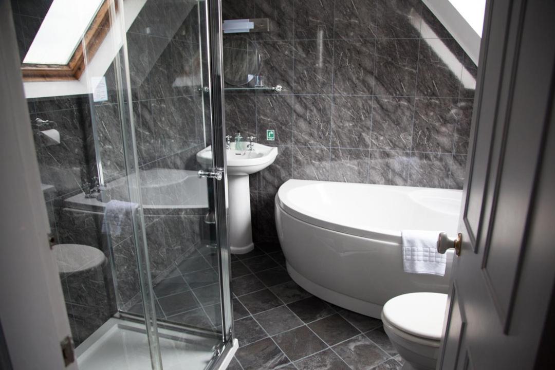 Deluxe King Room photo 3