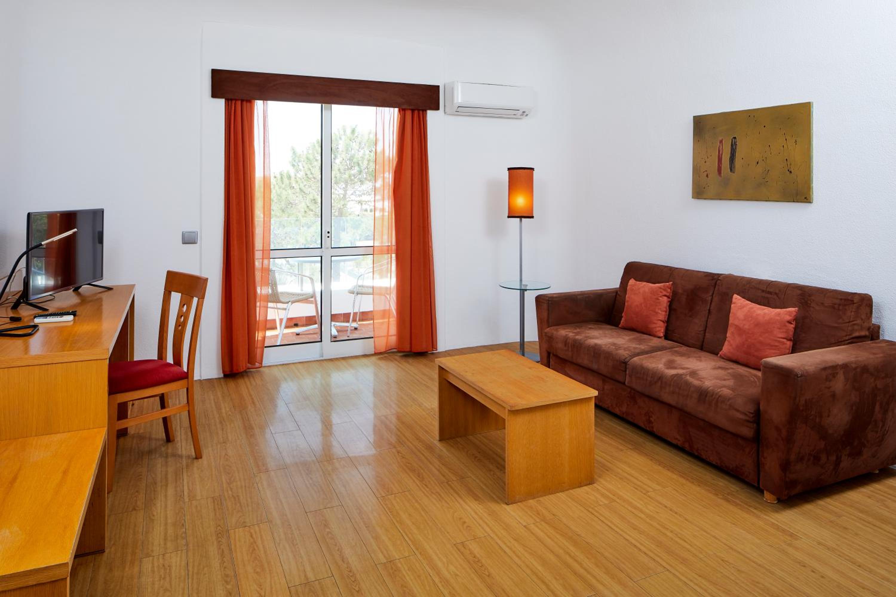 Junior Suite - Photo 1