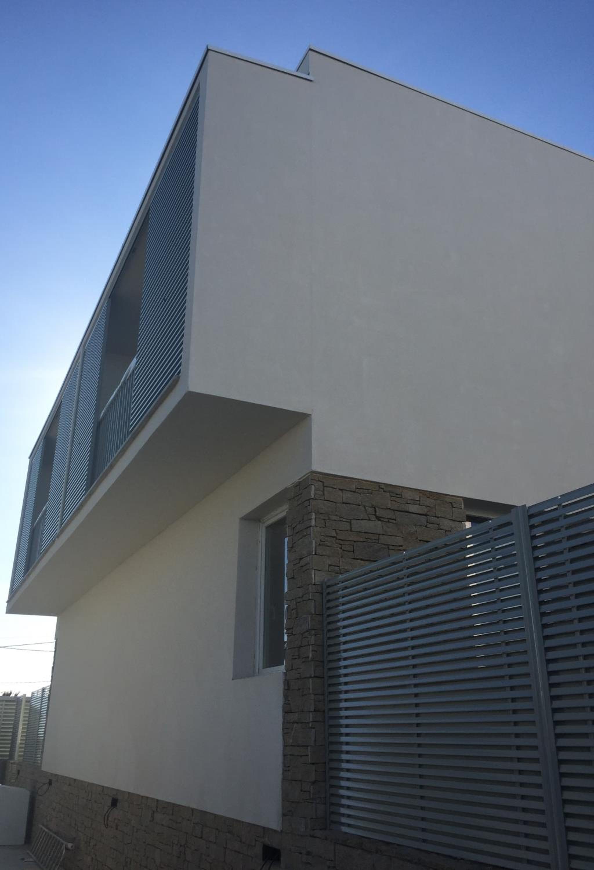 Four-Bedroom House photo 2