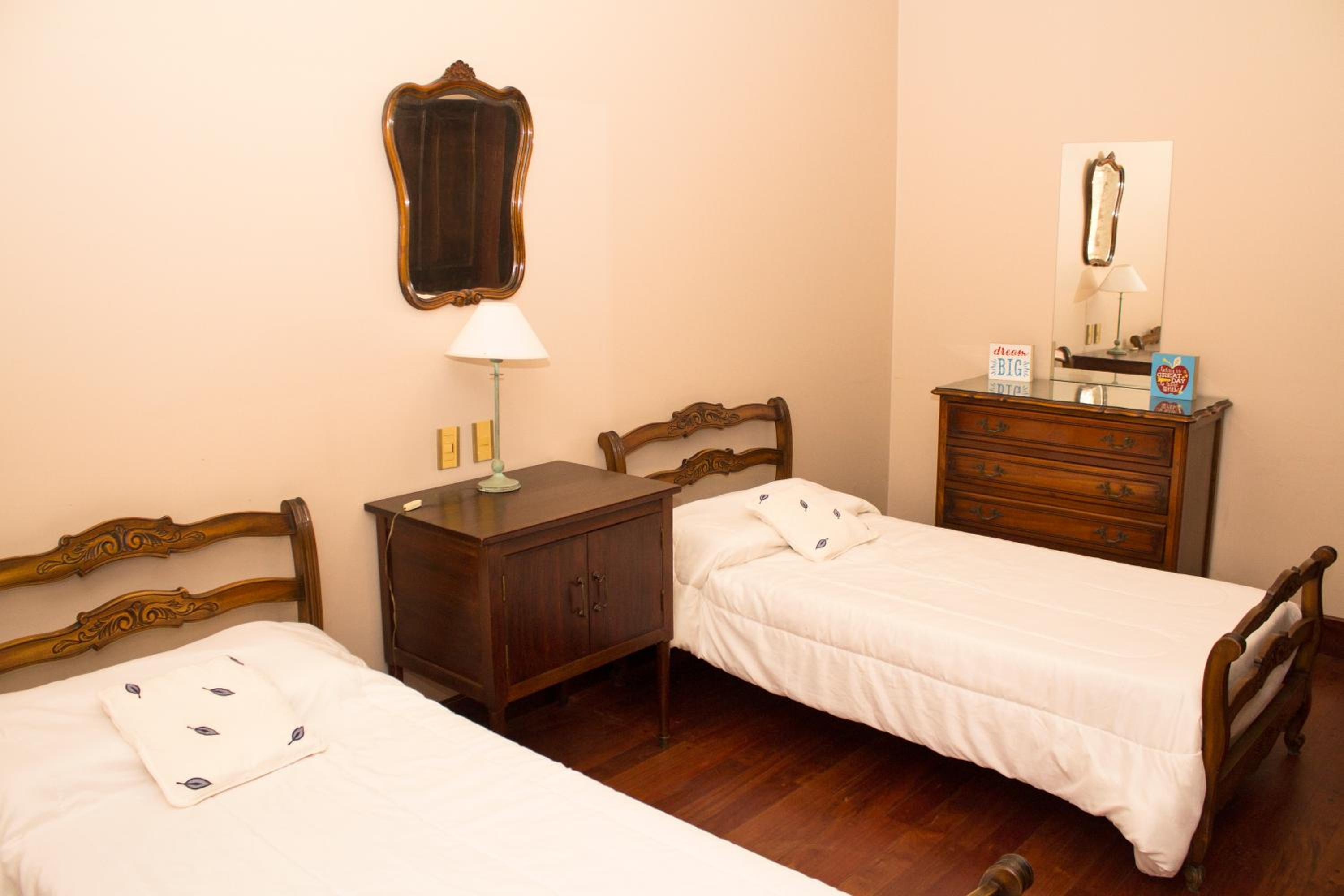 Twin Room with Private External Bathroom photo 3