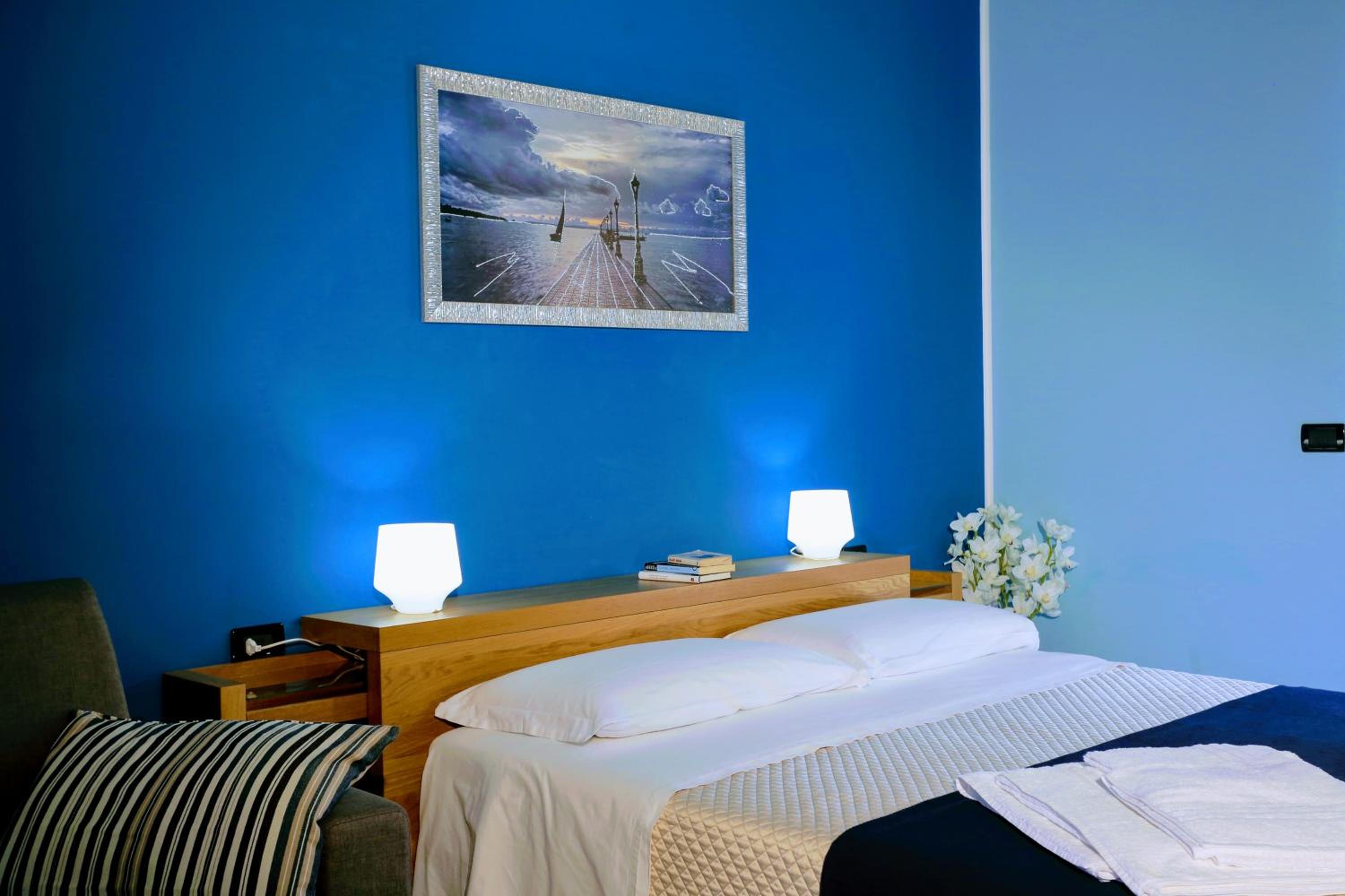 Triple Room with Terrace photo 3