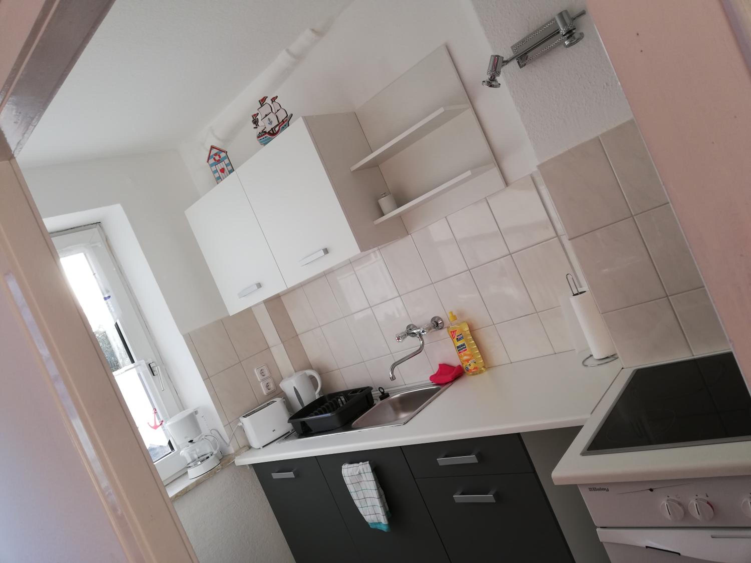 One-Bedroom Apartment - Photo 9