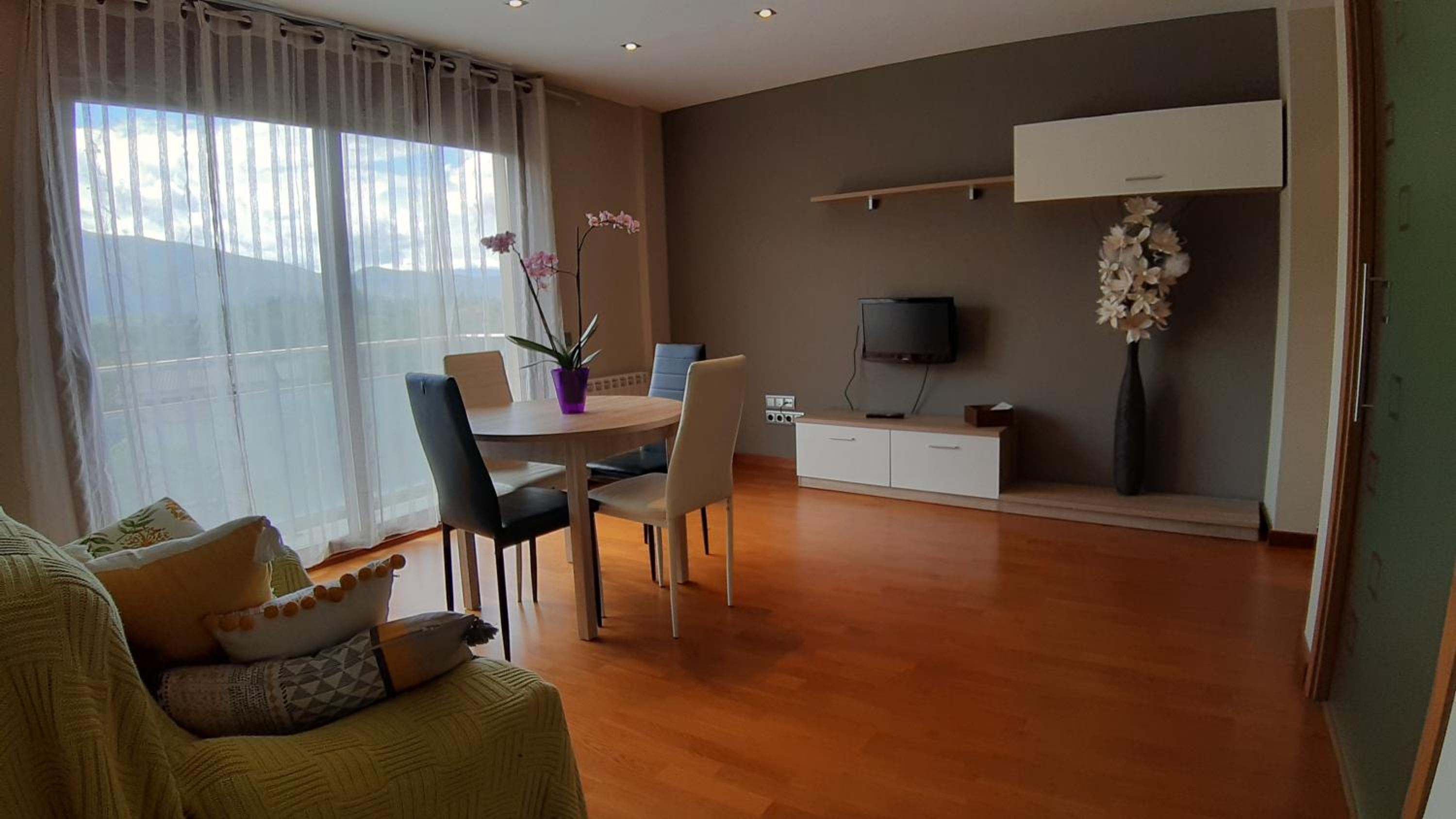 Apartamento con vista al lago