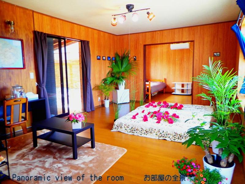 One-Bedroom House - Photo 1