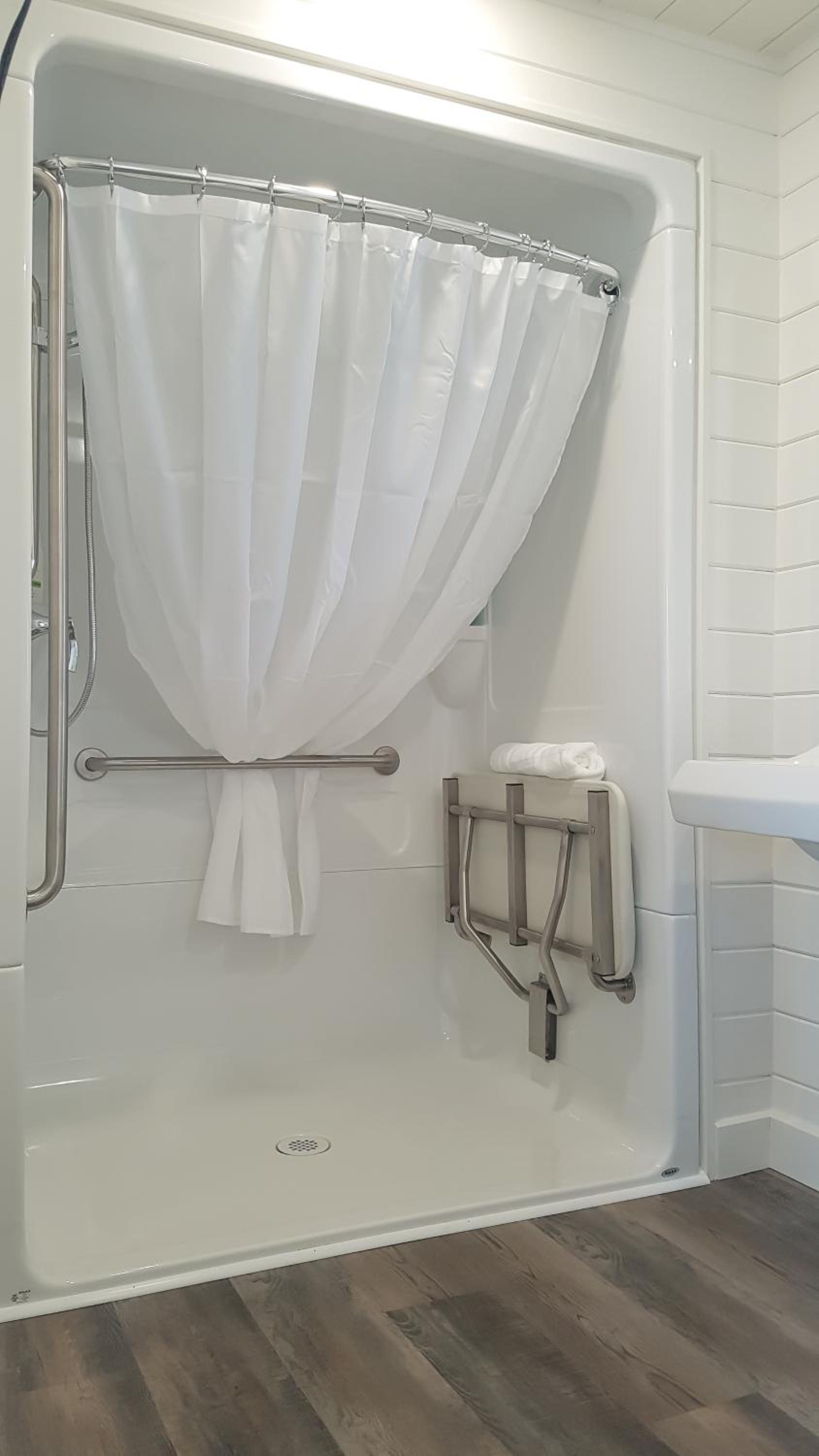 One-Bedroom Villa - Photo 5