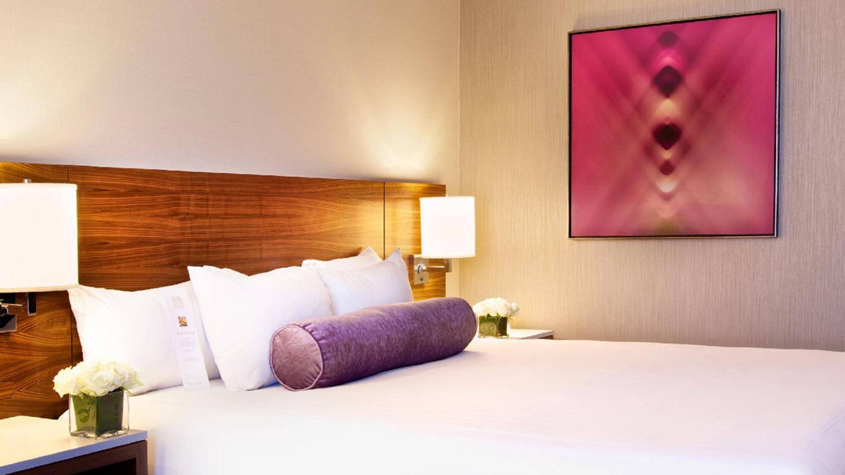 Corner King Room - Photo 10