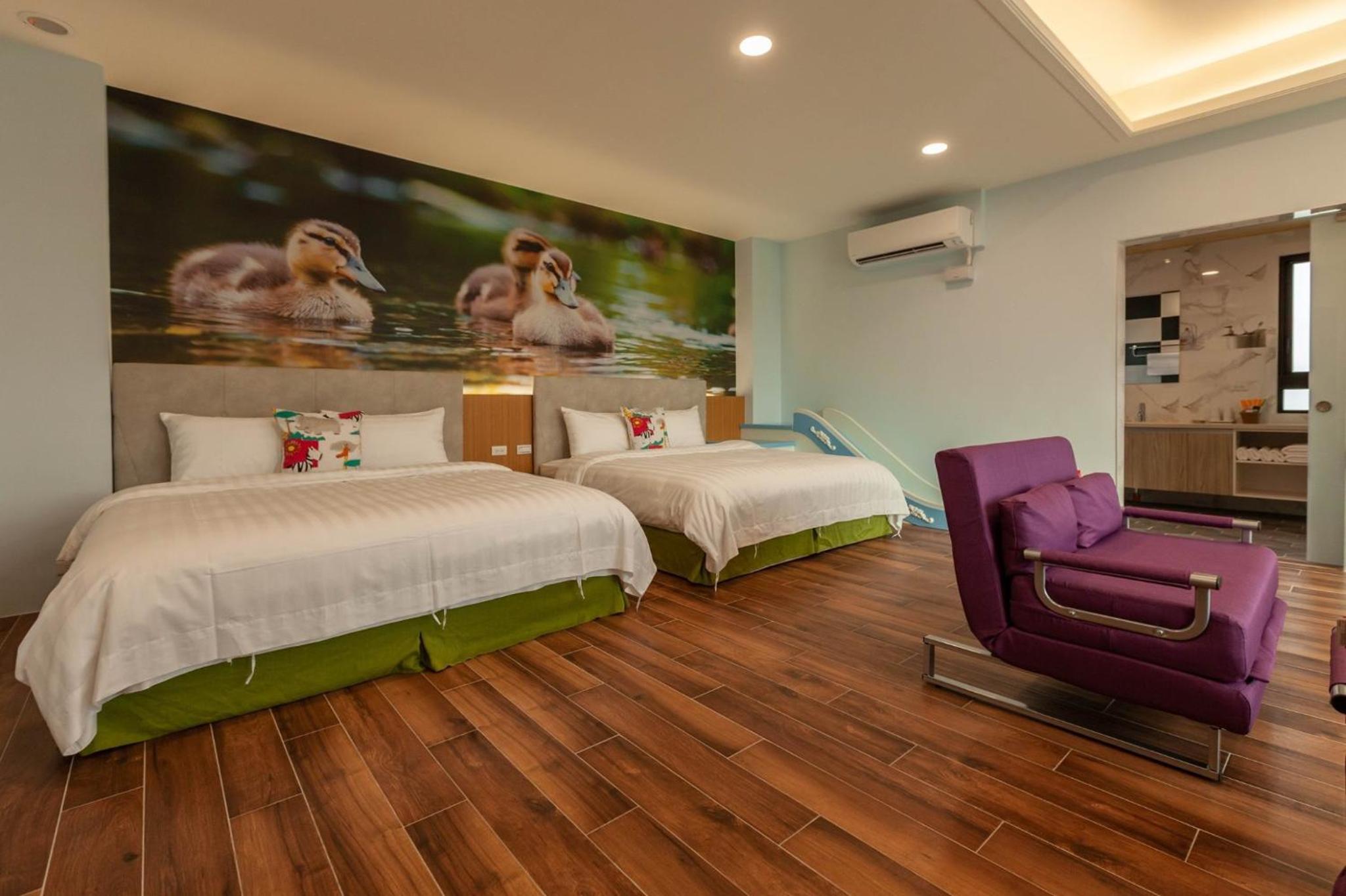 Family Room with Balcony - Photo 4
