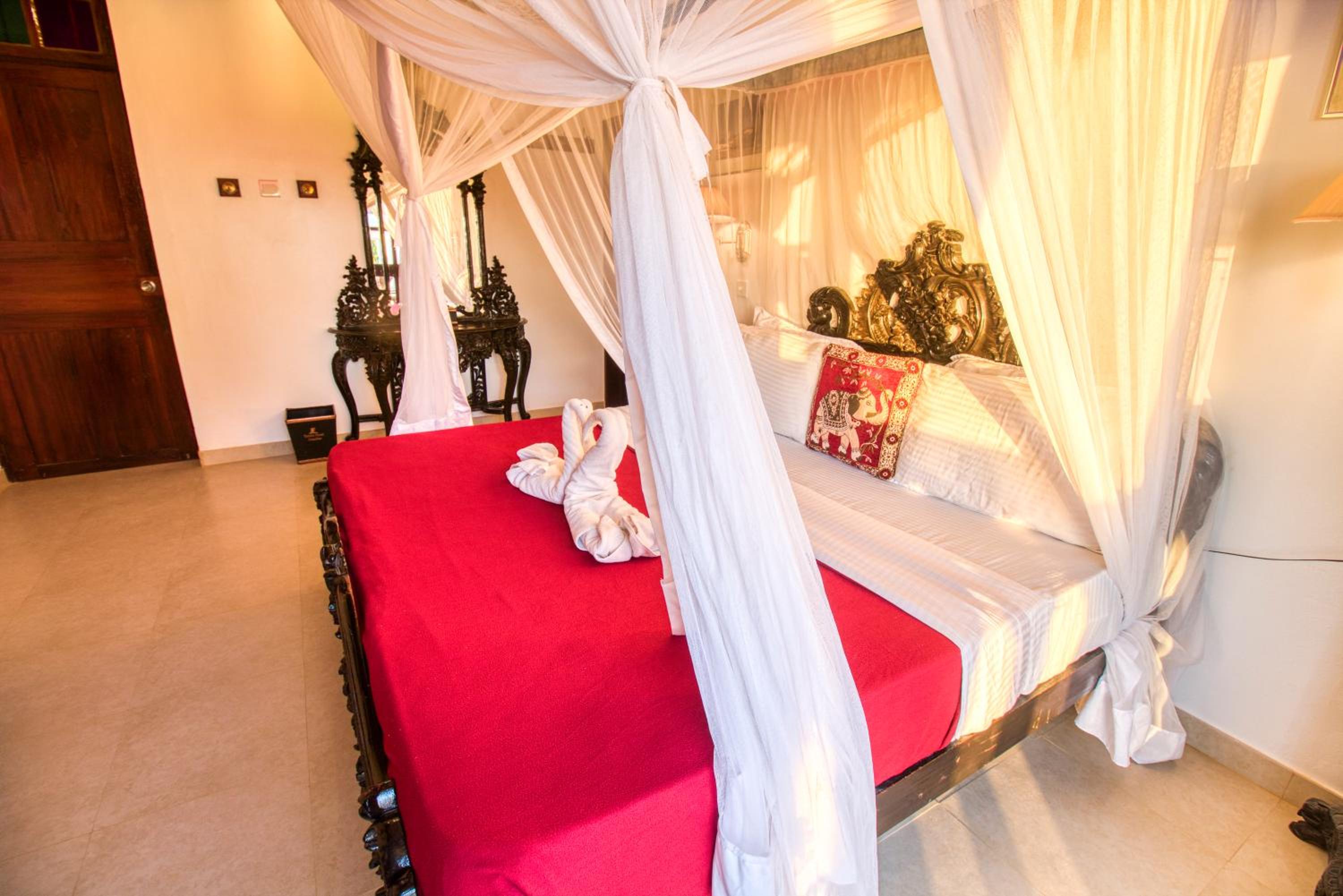 Double Room with Balcony and Sea View
