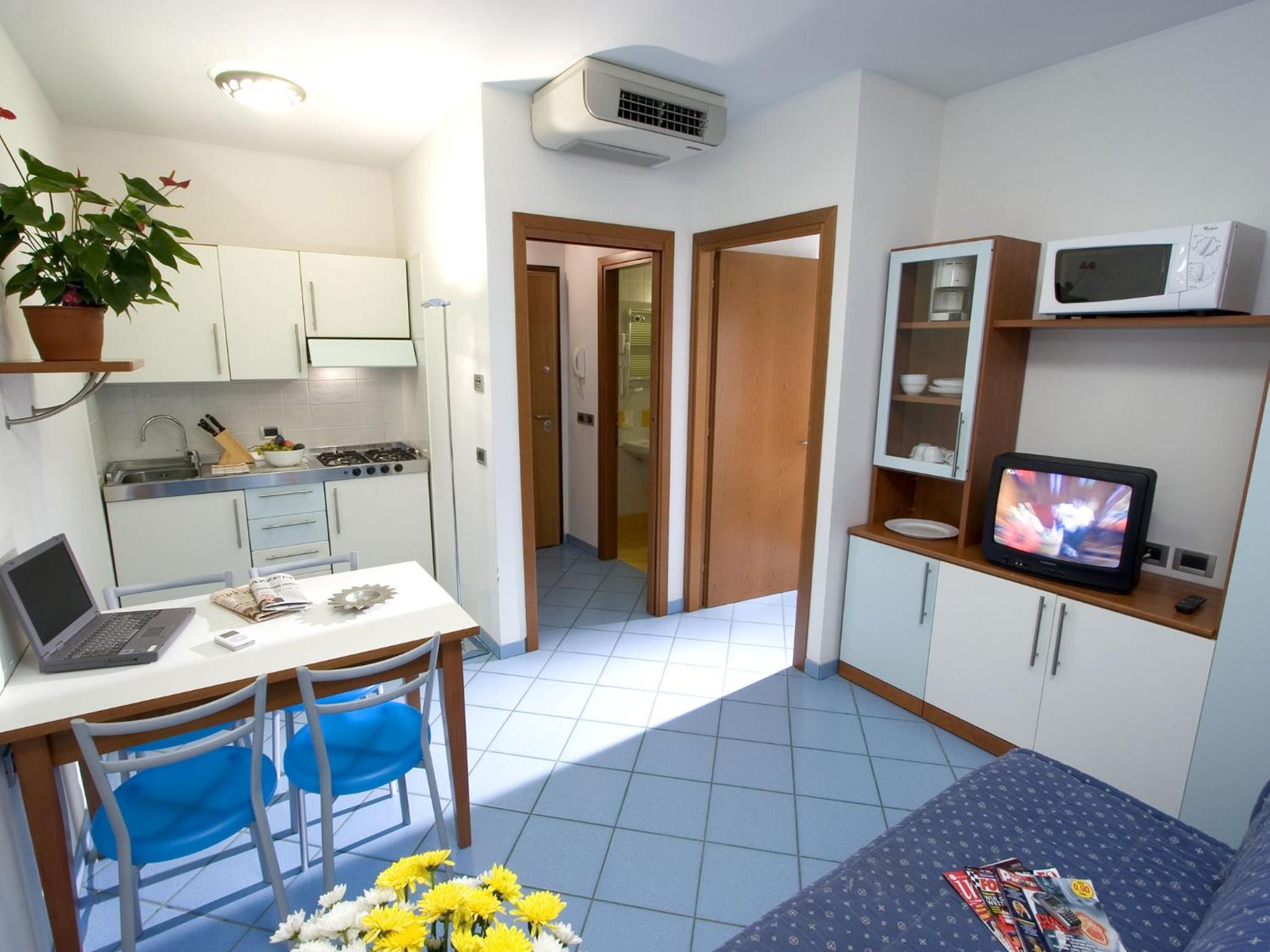 One-Bedroom Apartment - Photo 36