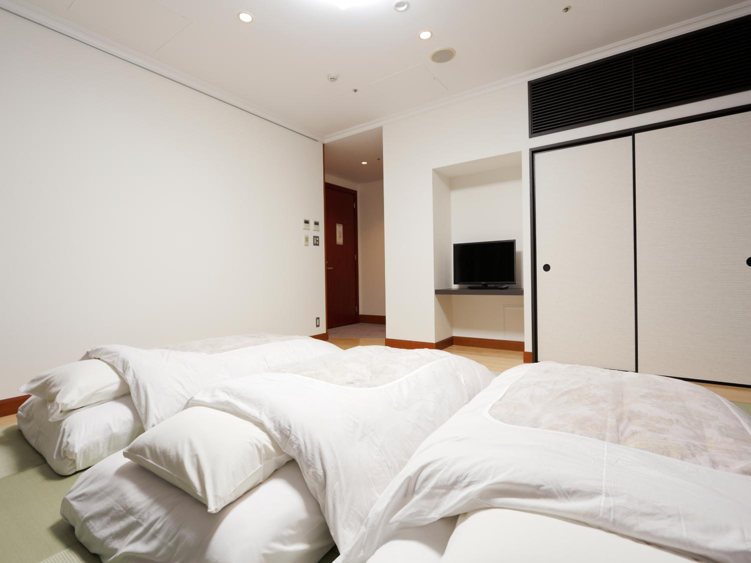 Modern Japanese-Style Premium Room - Non Smoking - Photo 3