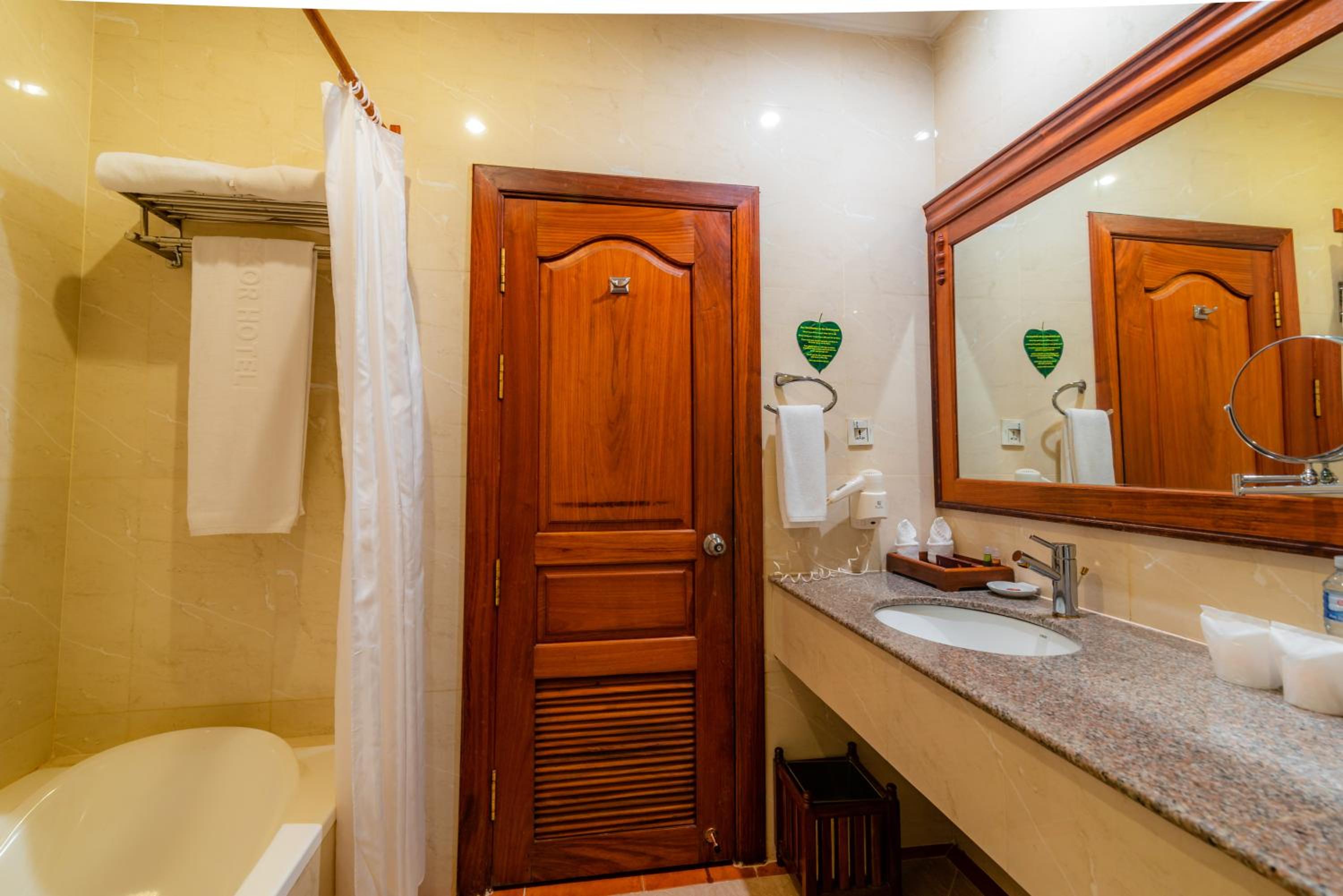 Superior Room - Photo 5