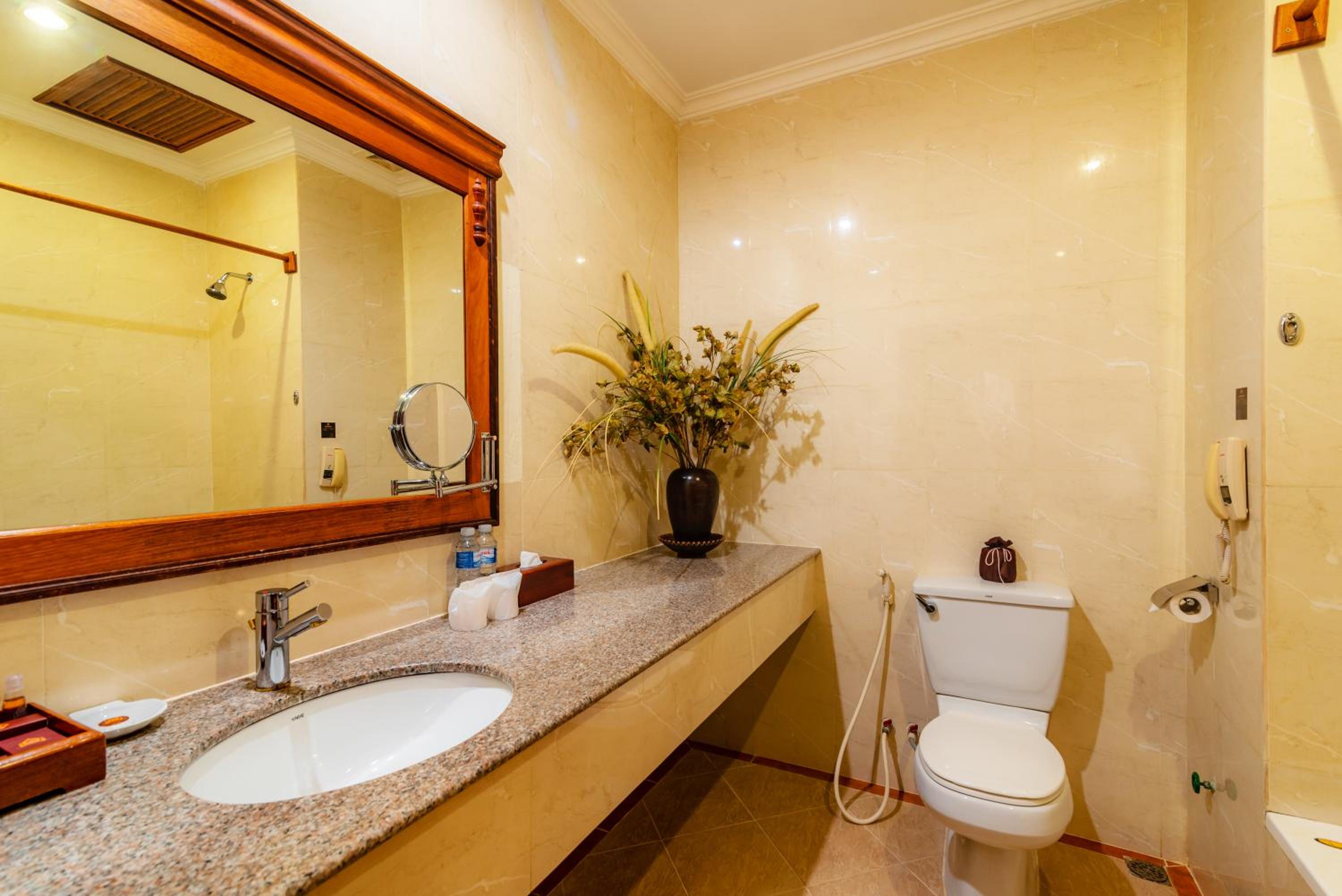 Superior Room - Photo 6