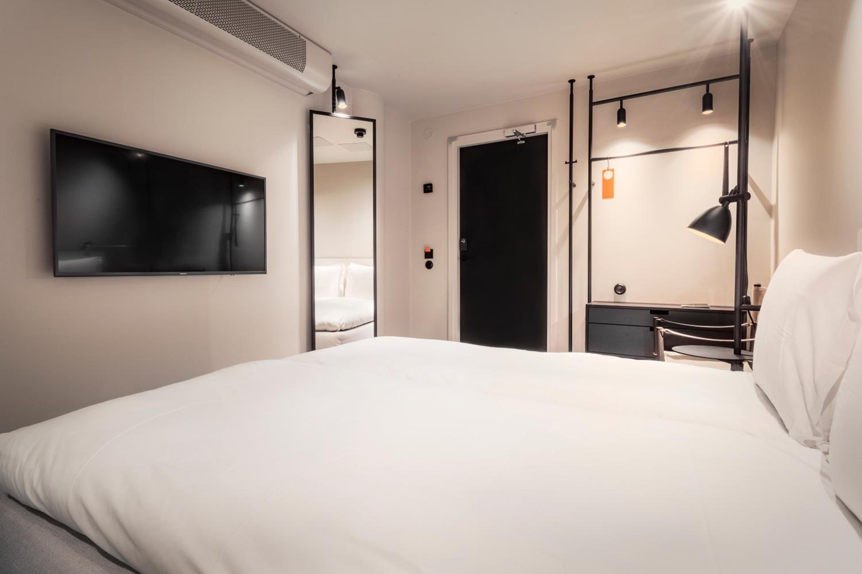Sleep Deeper, Guest room, 1 Double - No Window - Photo 2