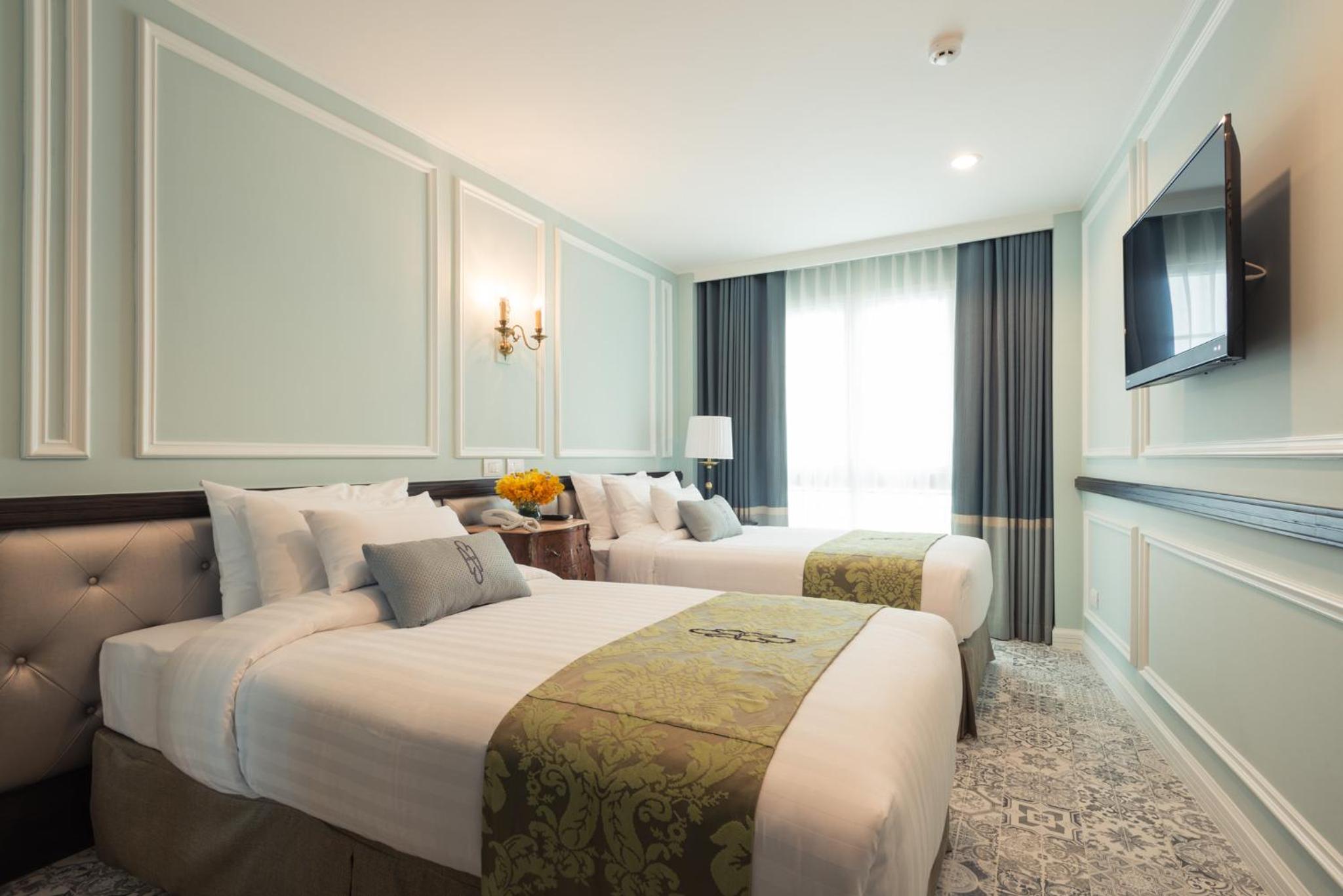 Superior King Room
