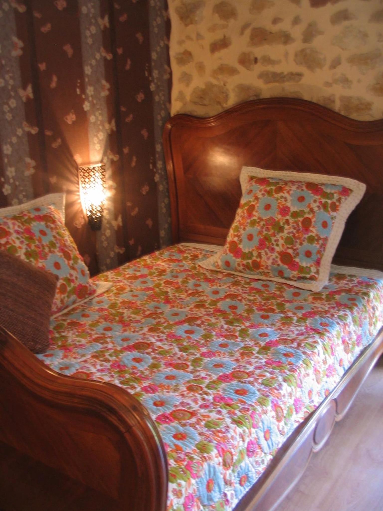 Triple Room with Private Bathroom photo 2