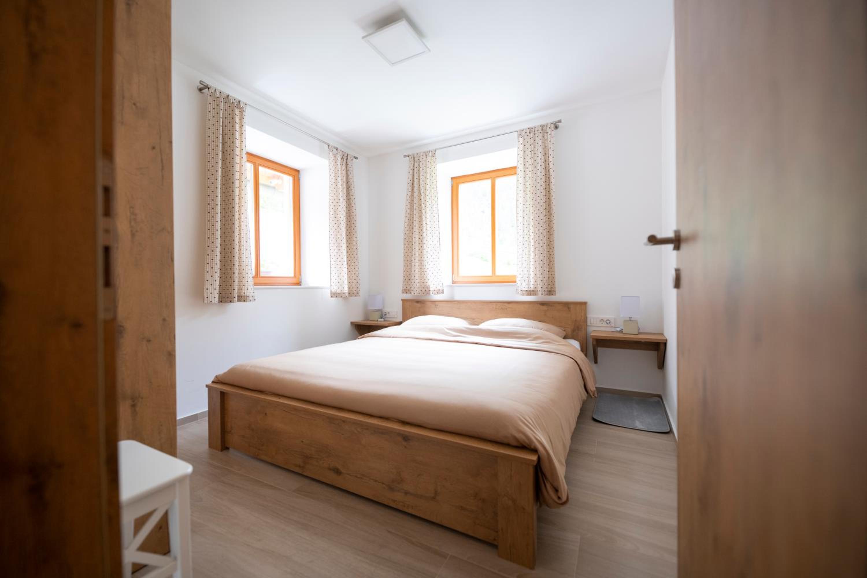 Apartment with Mountain View photo 1