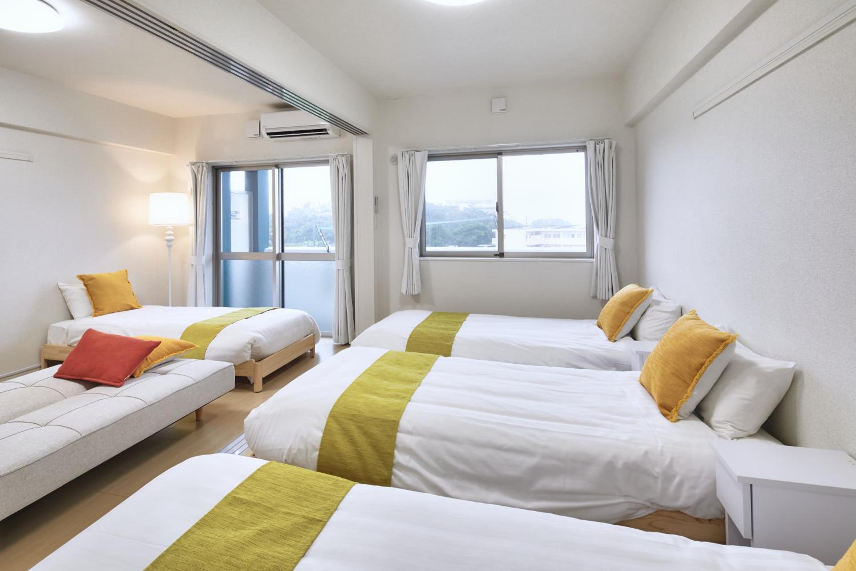 One-Bedroom Apartment - Photo 11