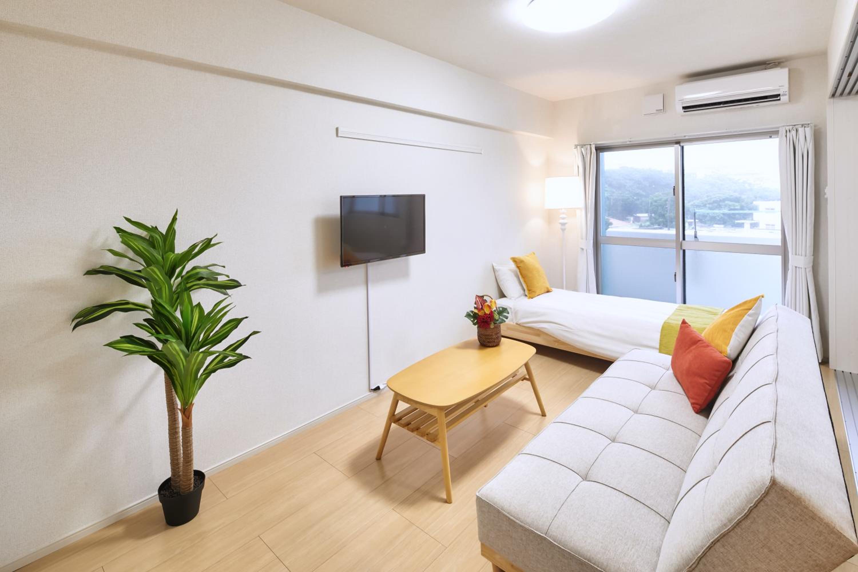 One-Bedroom Apartment - Photo 8