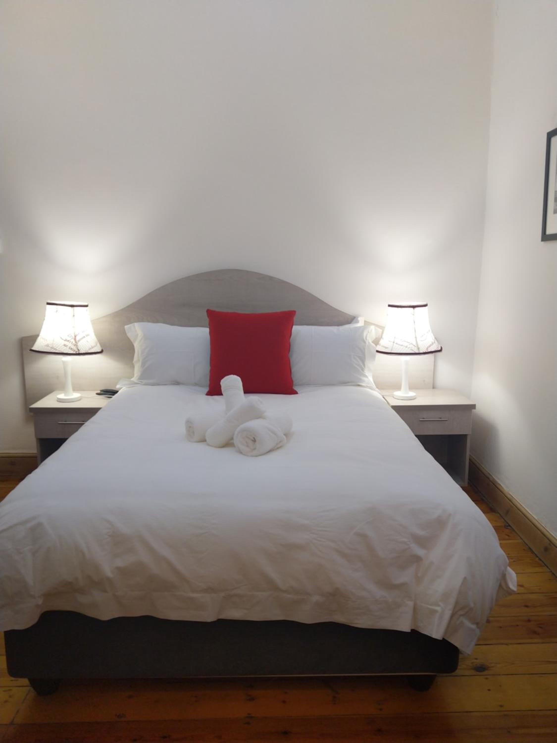 Double Room - Photo 9