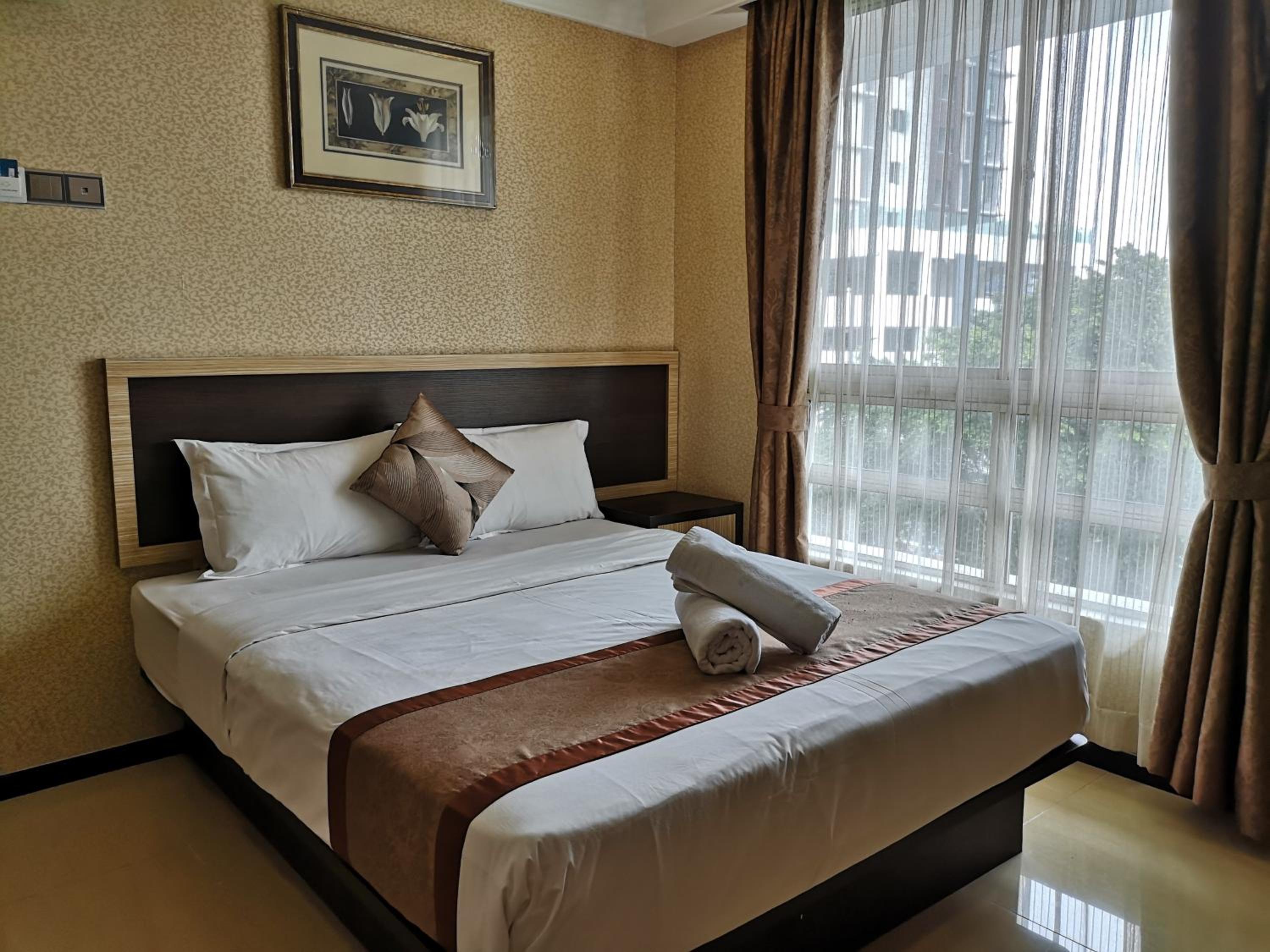 Superior Queen Room