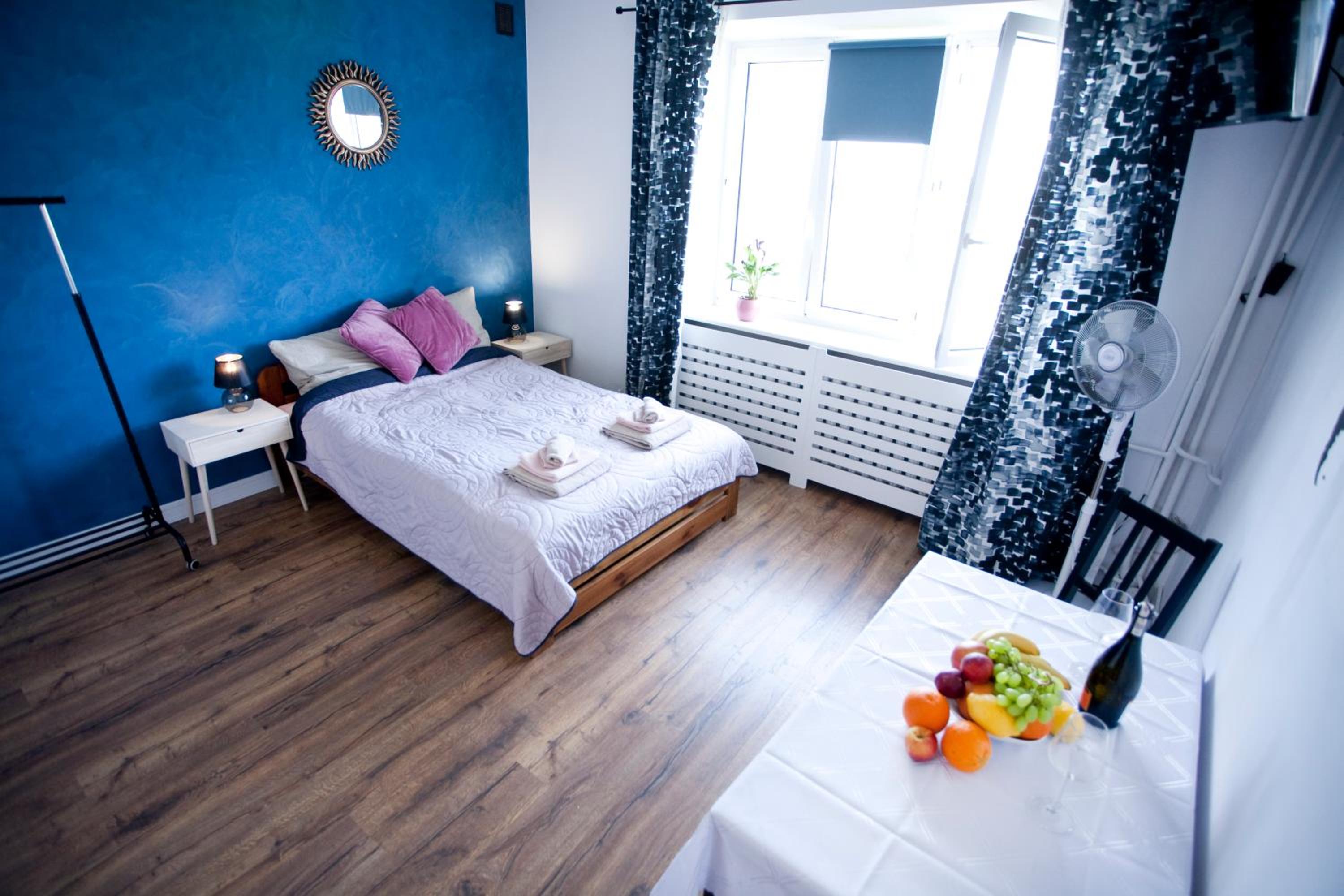 Studio Apartment - Photo 22
