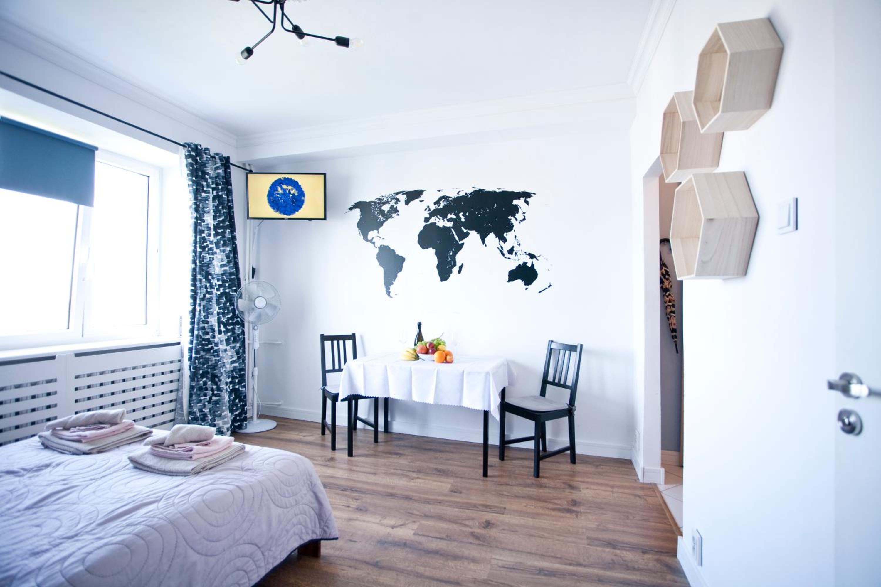 Studio Apartment - Photo 12