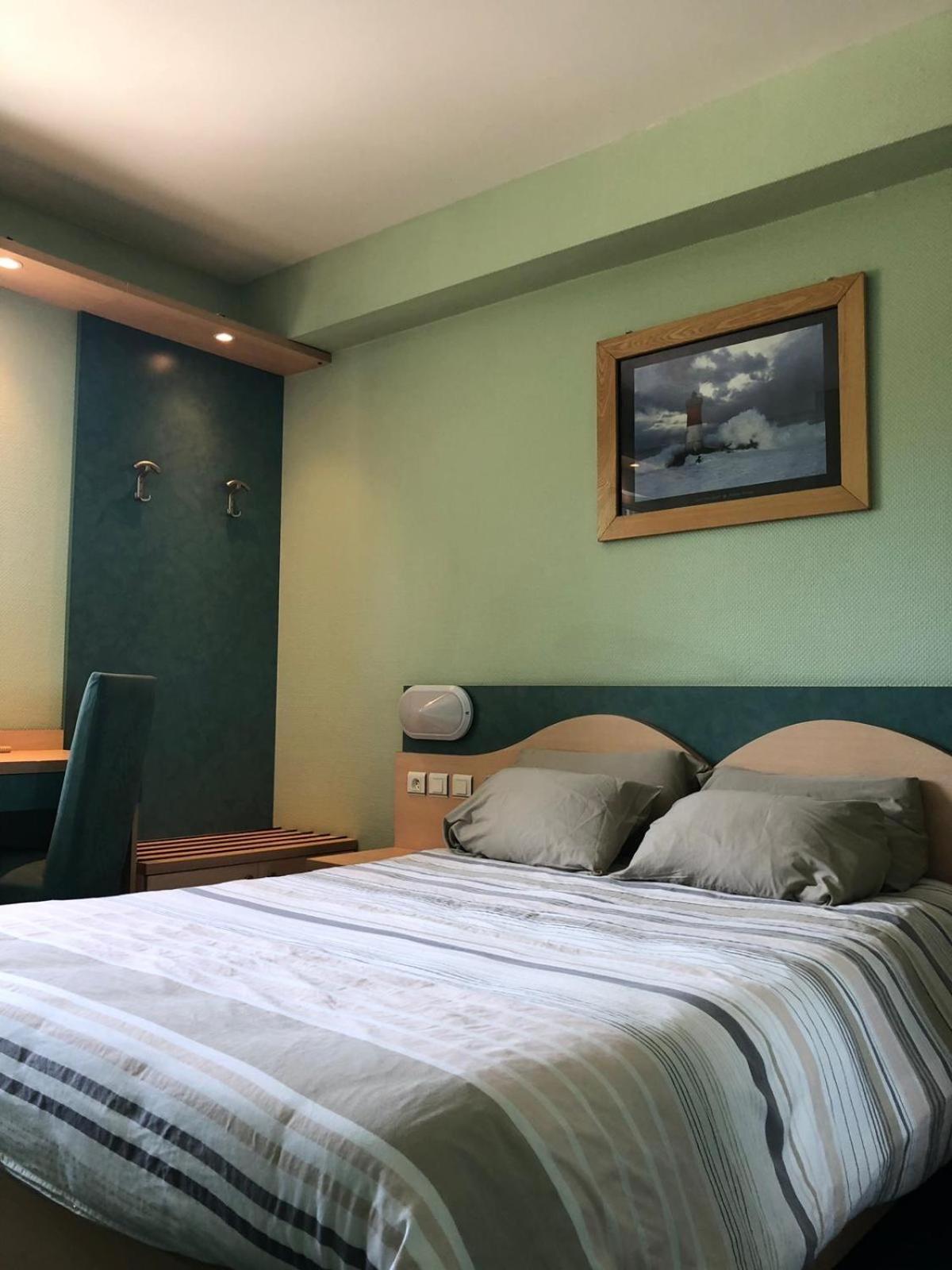 Double Room - Photo 4