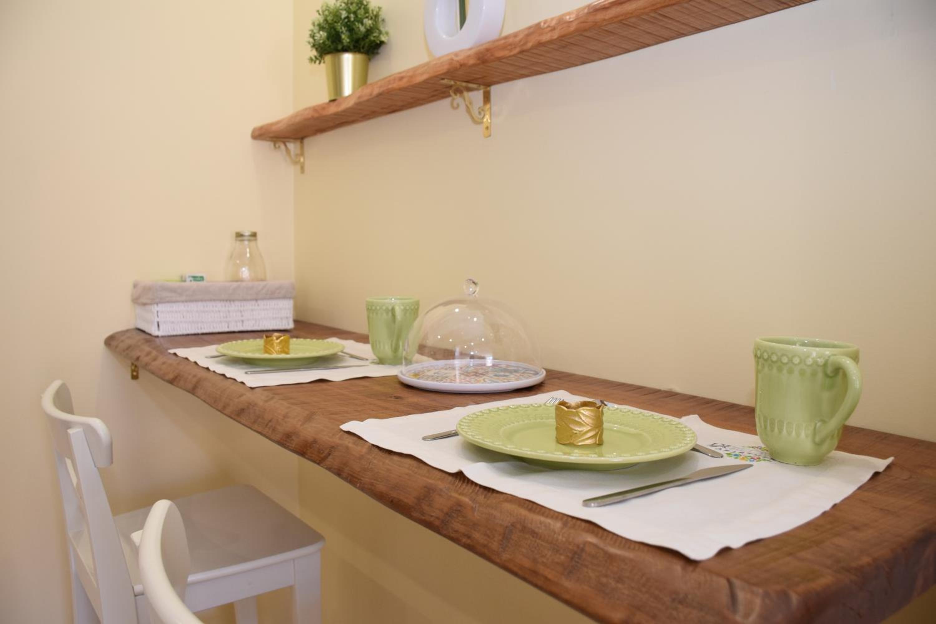 Studio Apartment - Photo 30