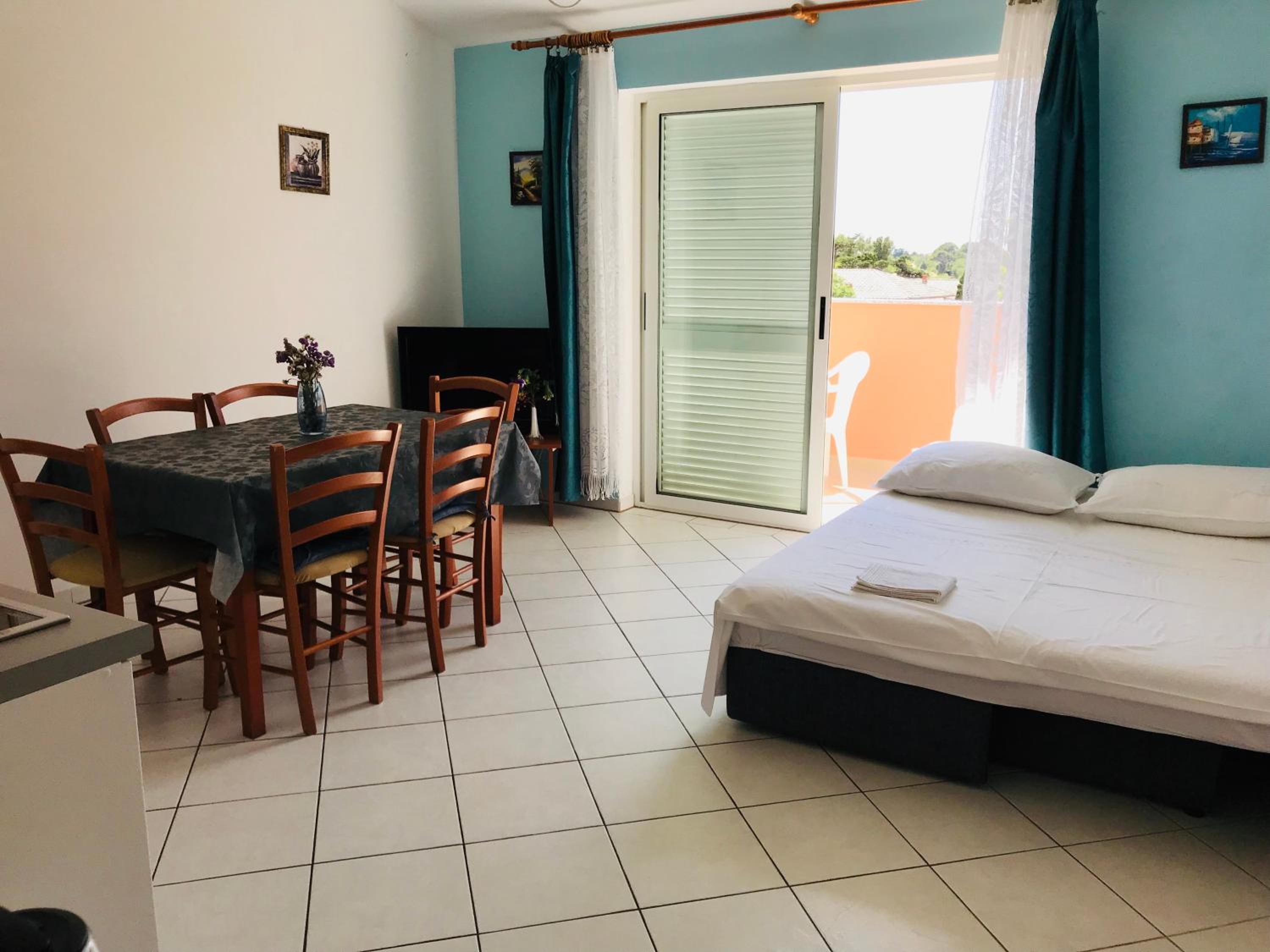 Apartment with Sea View