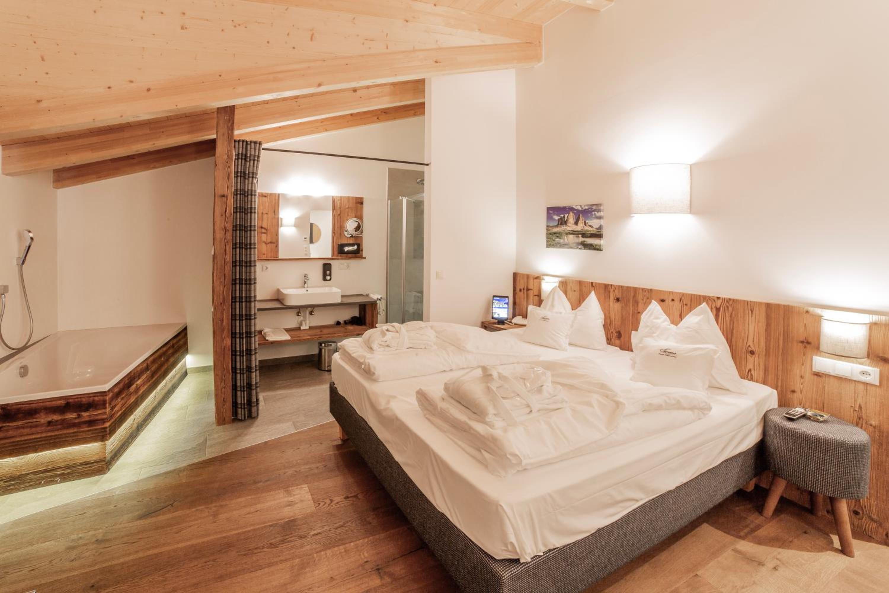 Suite photo 1