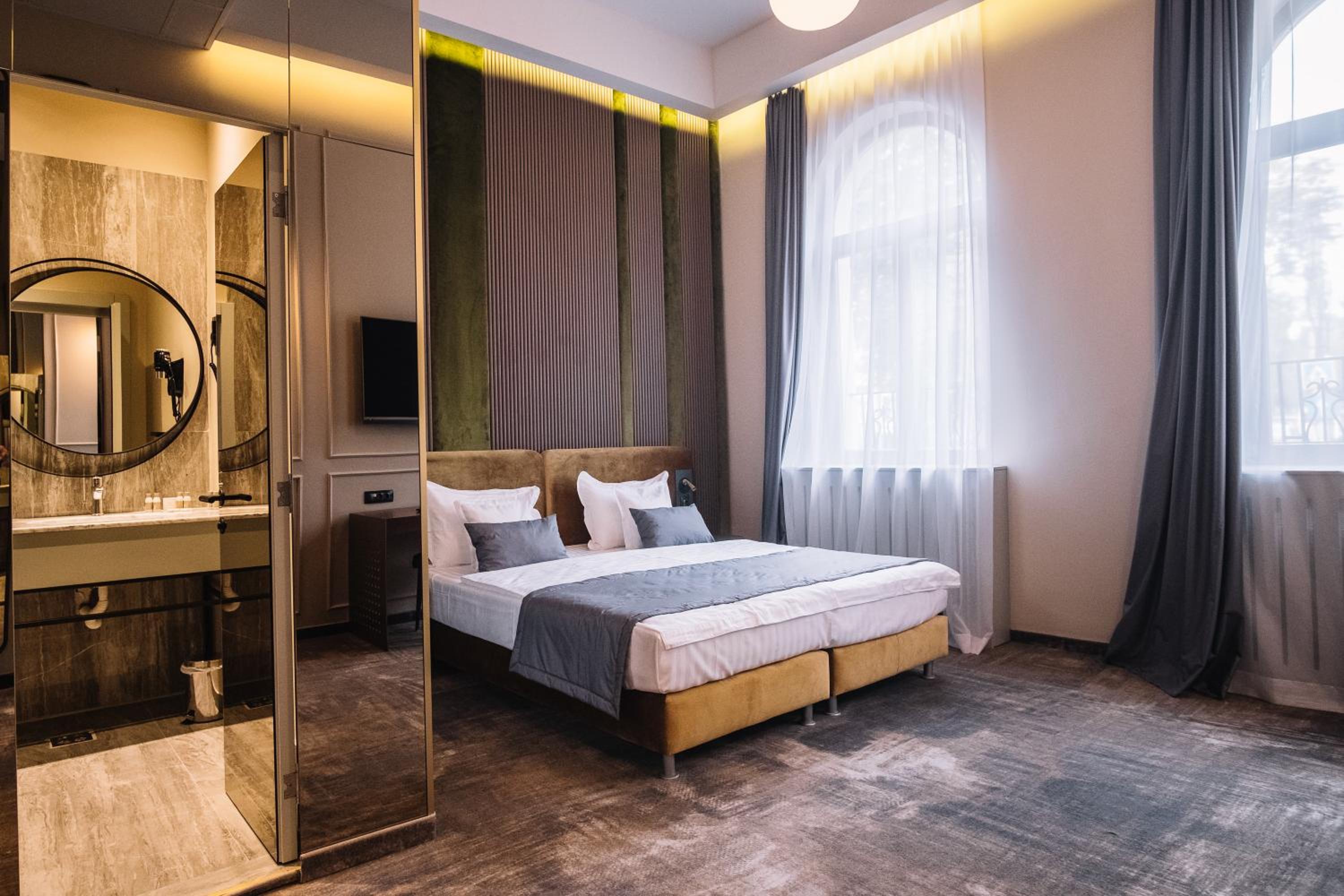 Superior Twin Room - Photo 1