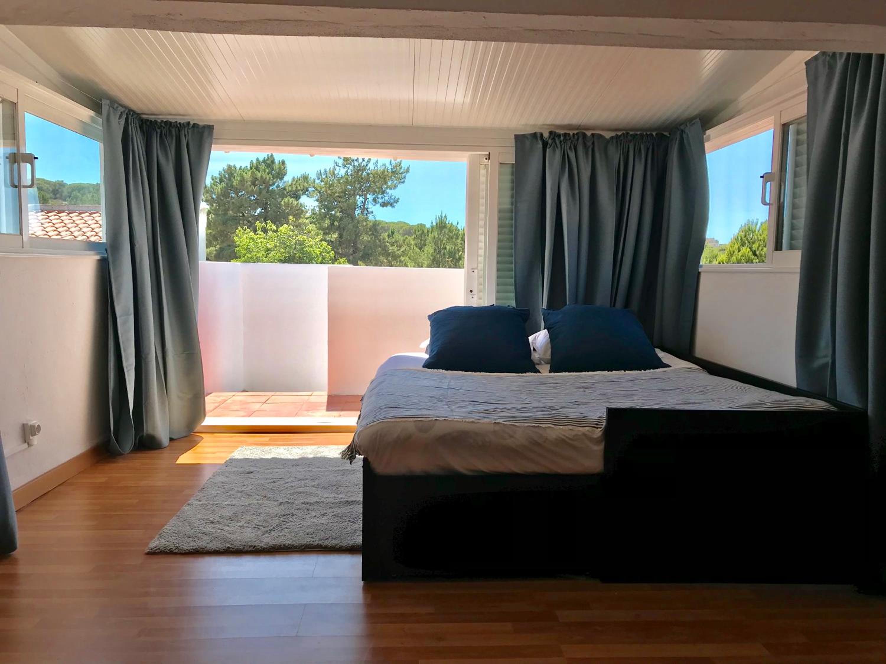 Four-Bedroom House photo 1