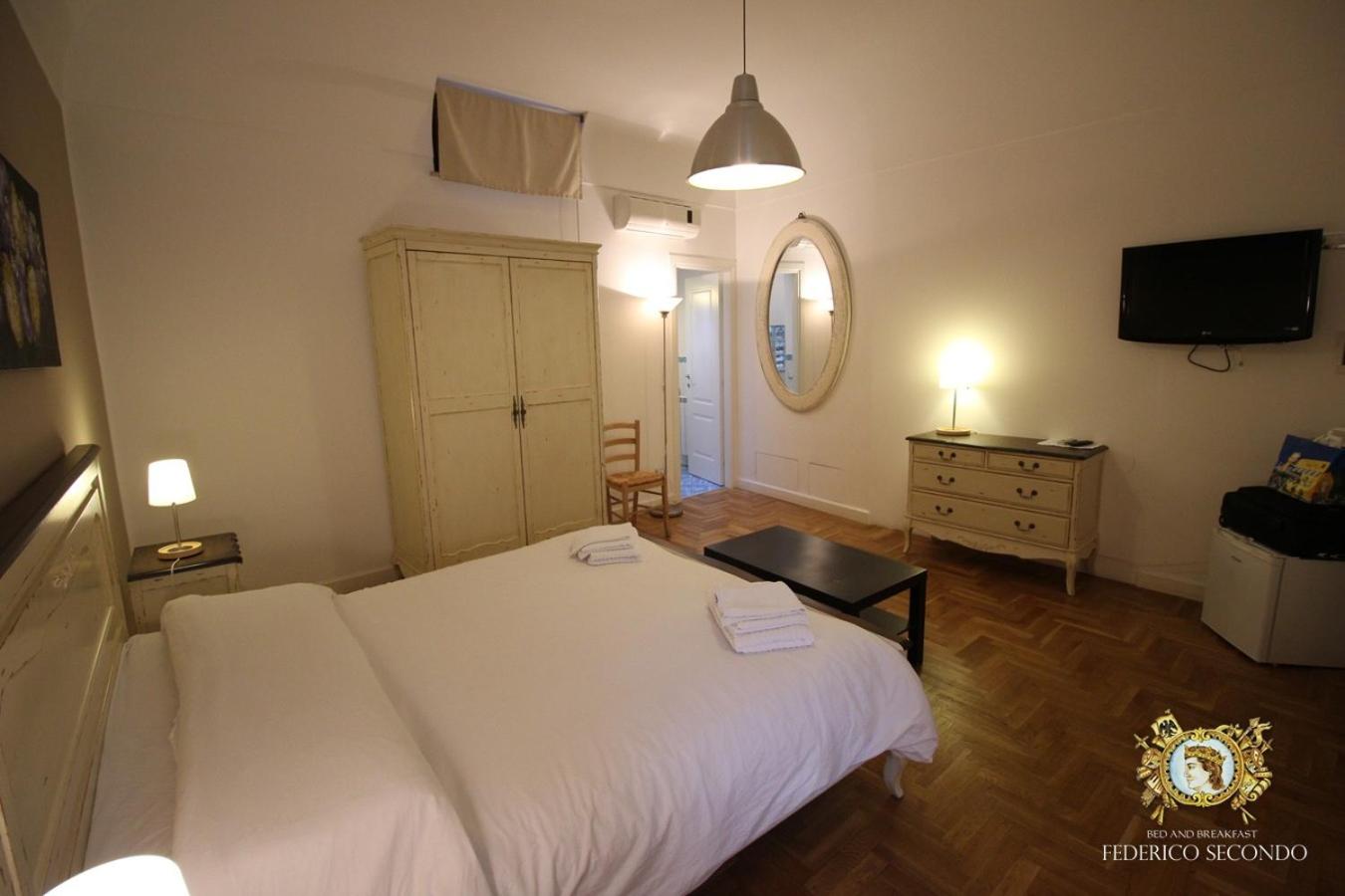 Double Room - Photo 24