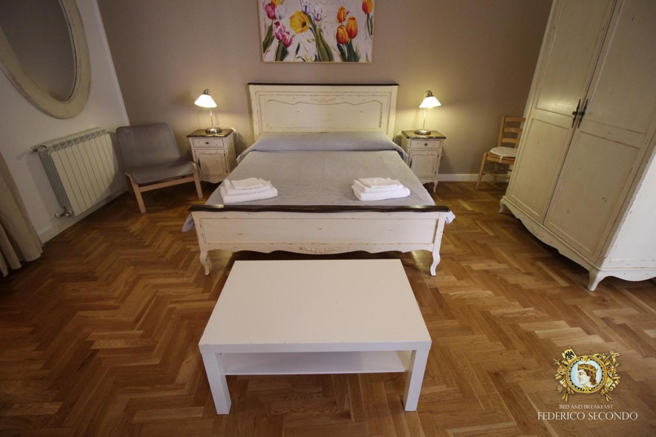 Double Room with Balcony - Photo 22