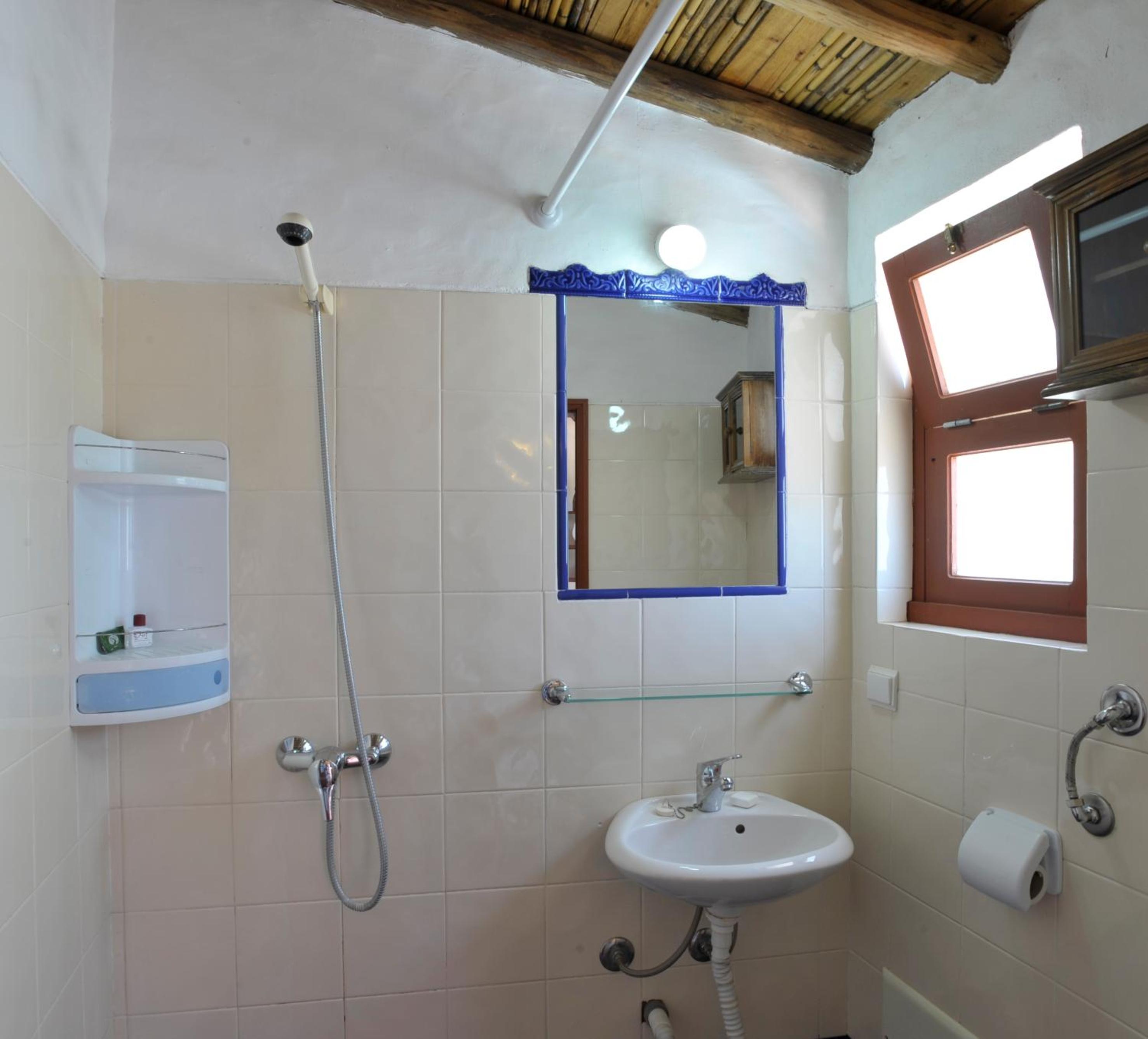 One-Bedroom House photo 2