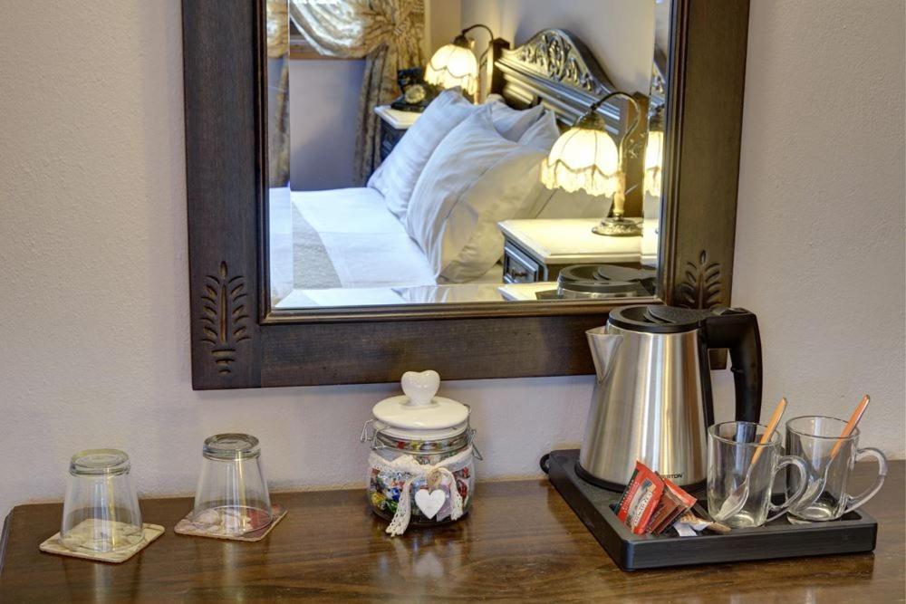 Deluxe Double or Twin Room with Fireplace - Photo 7
