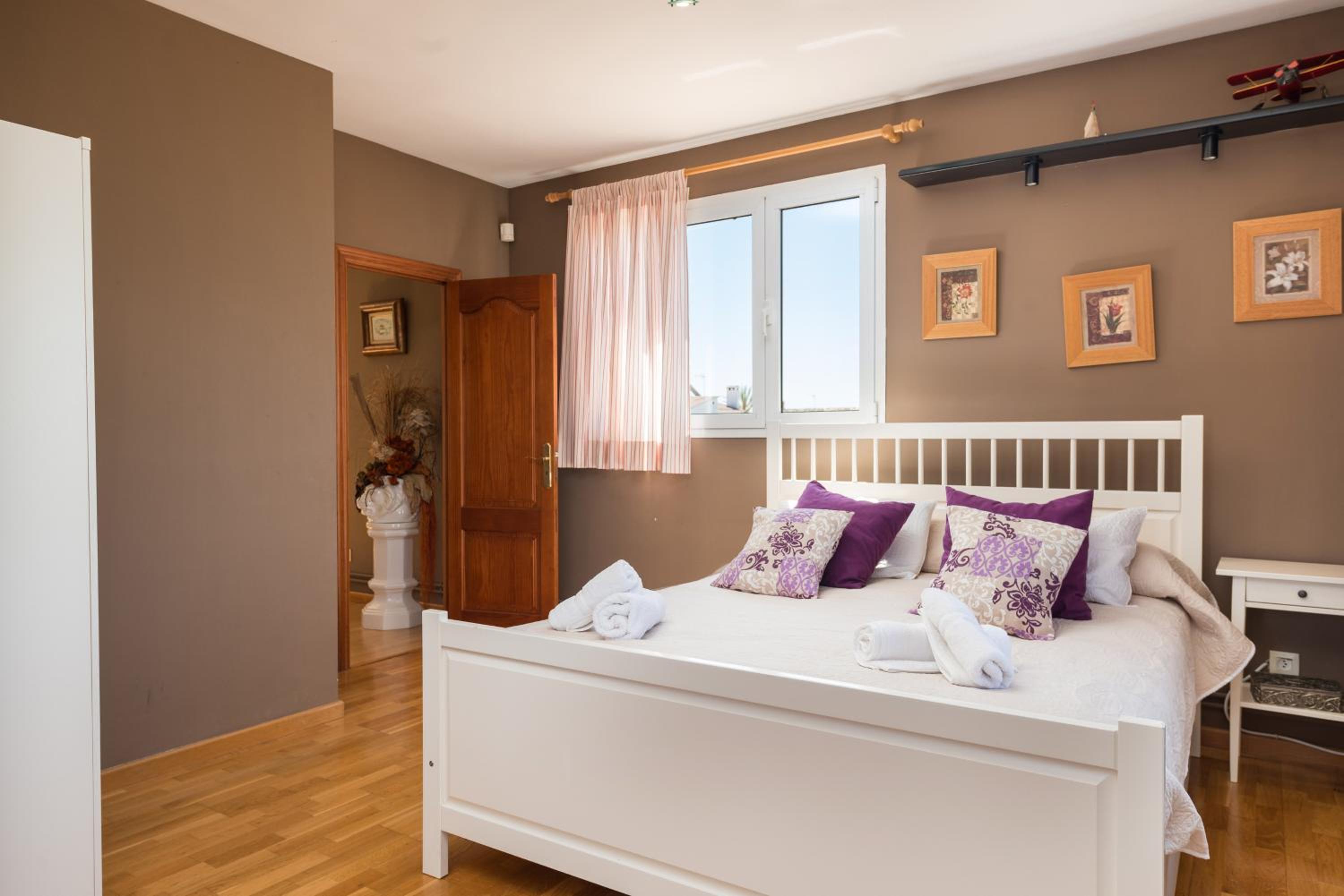 Villa de Cuatro Habitaciones