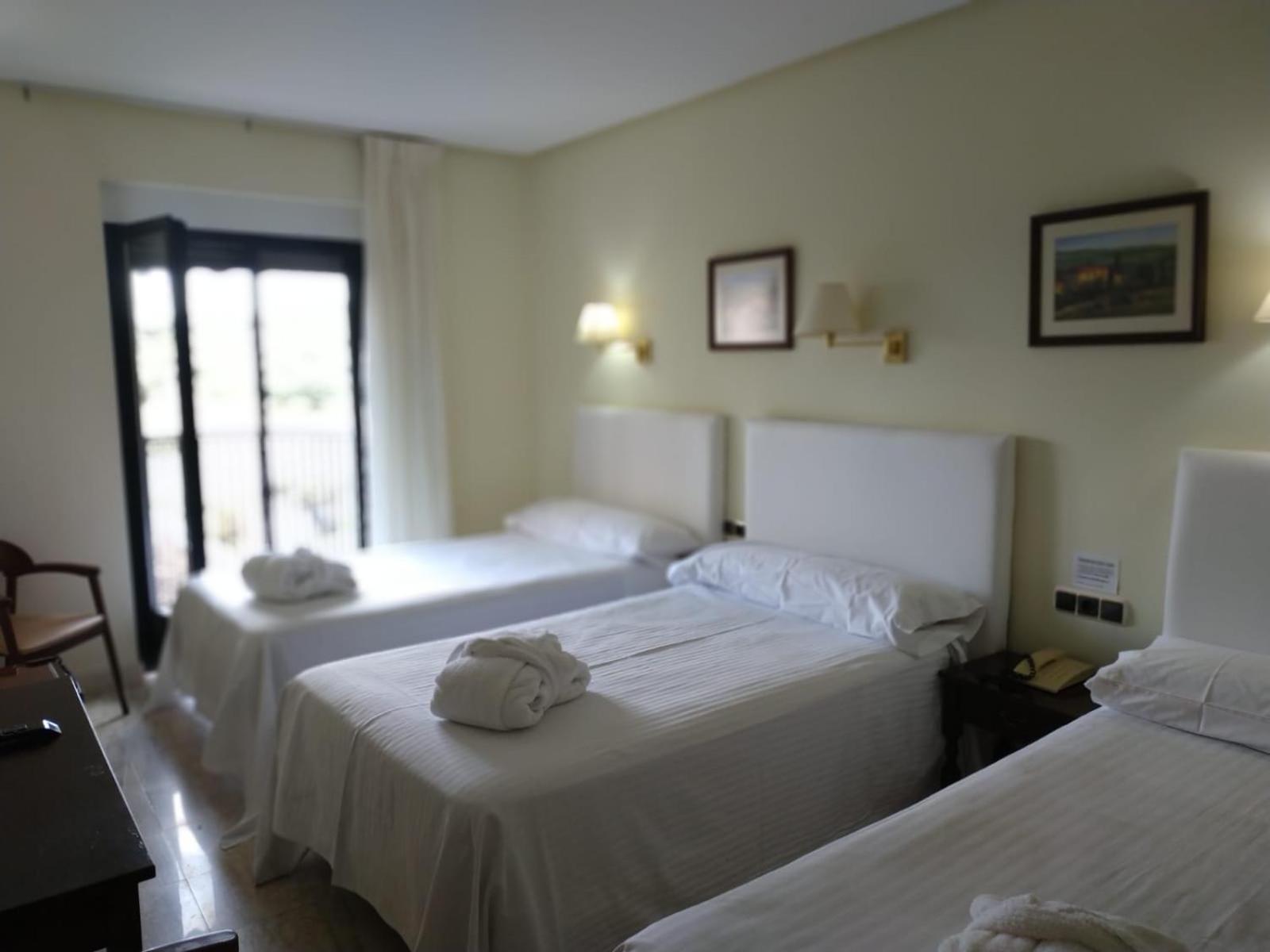 Triple Room photo 3