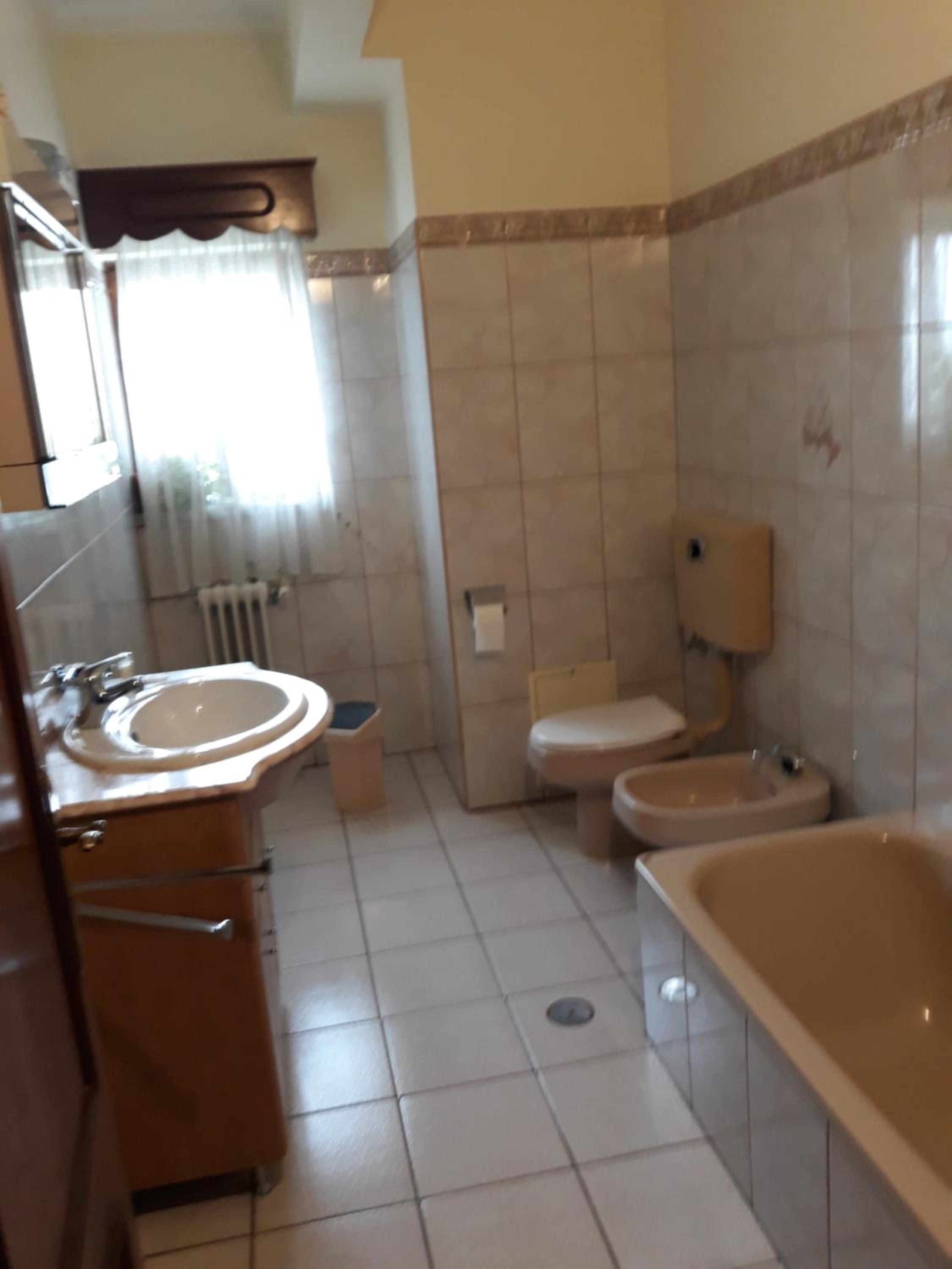 Budget Twin Room - Photo 4