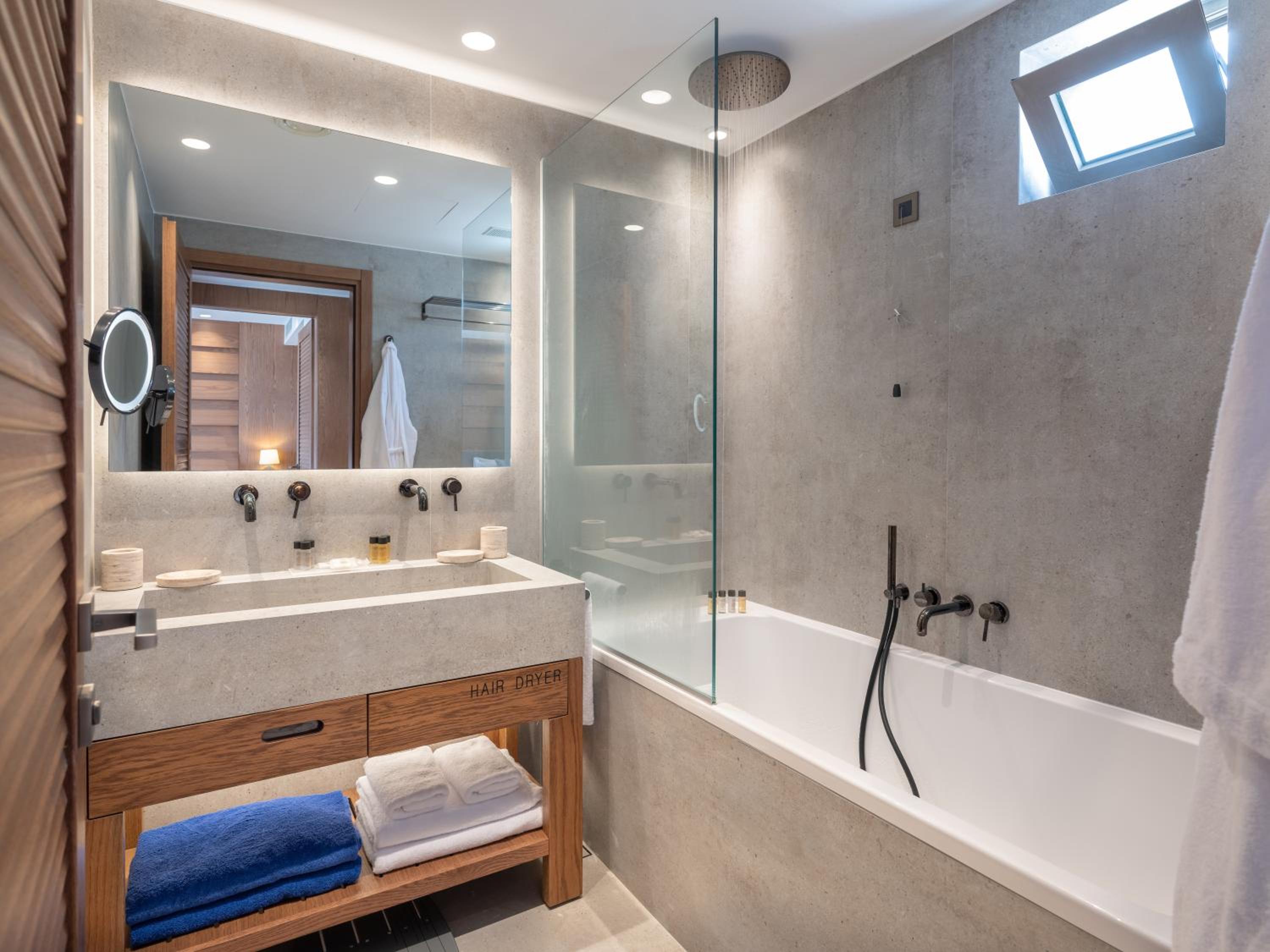 Comfort Family room Sea Front view visually separated children area