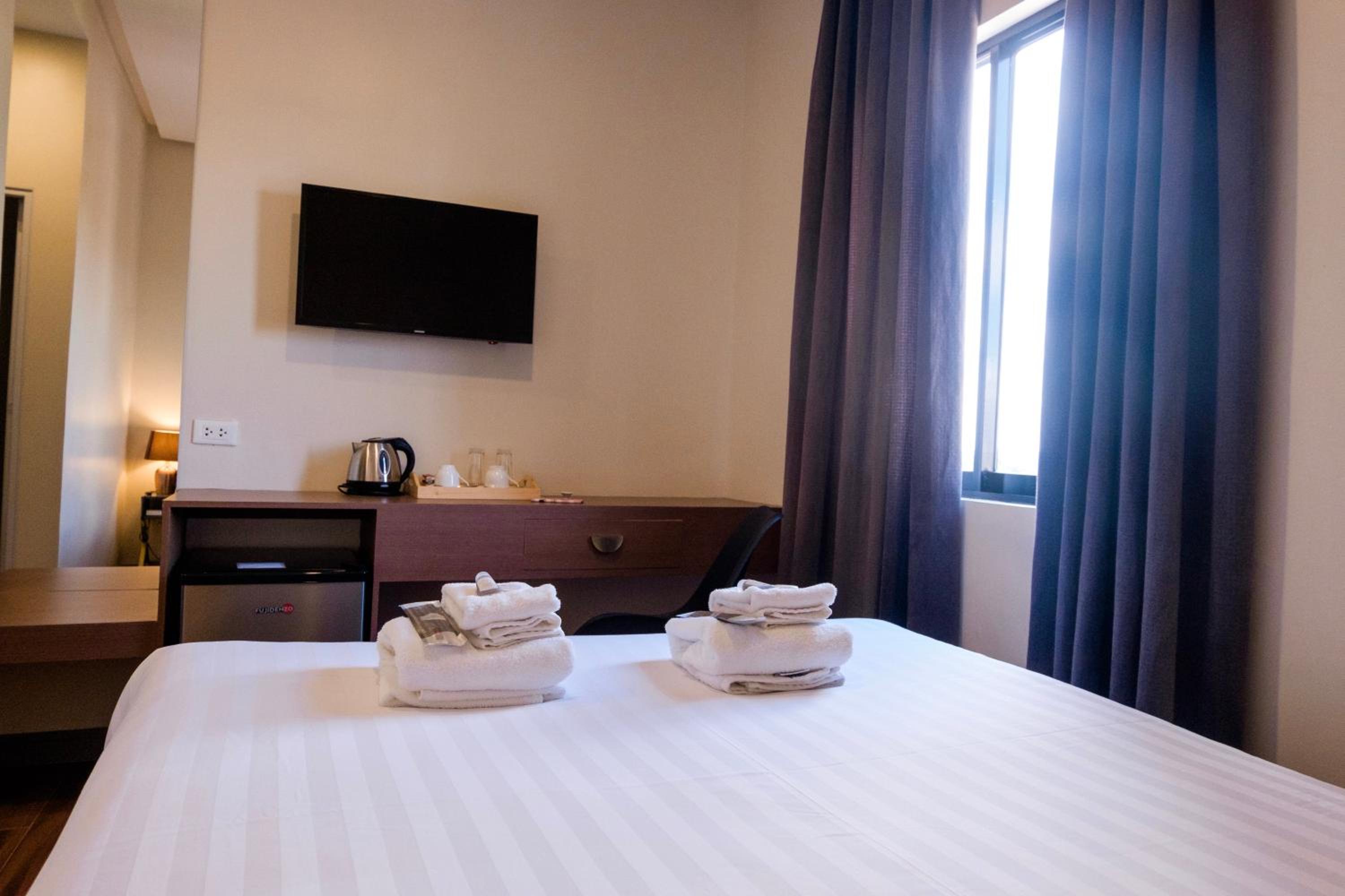 Deluxe Double Room - Photo 2