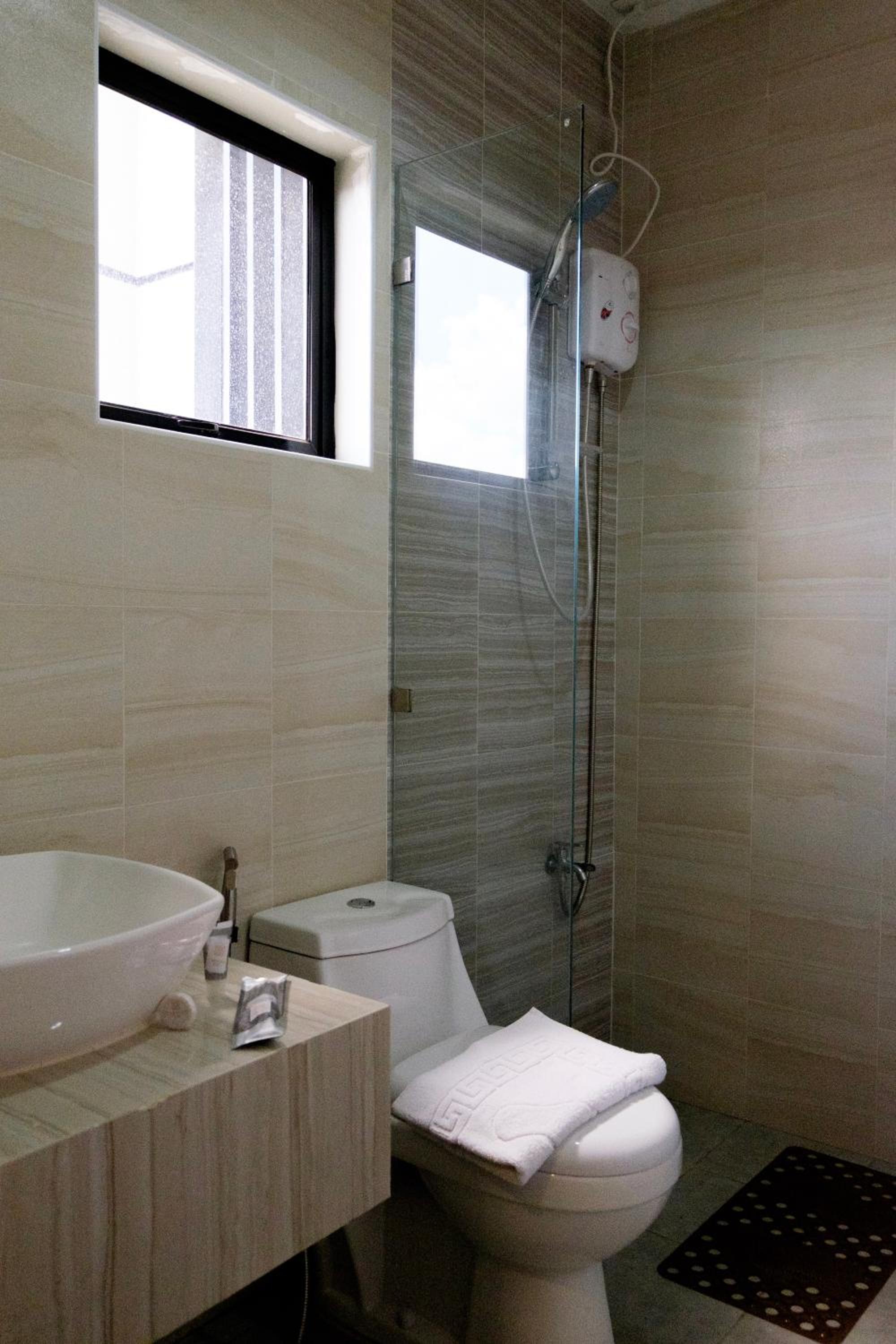 Deluxe Triple Room - Photo 4